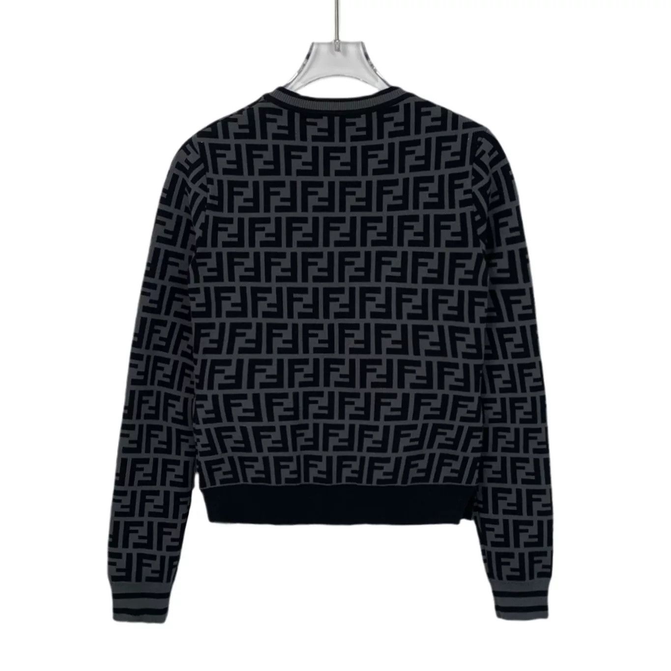 Fendi Fendi Retro Gray Sweater XS Women Size XS / US 0-2 / IT 36-38 - 2 Thumbnail