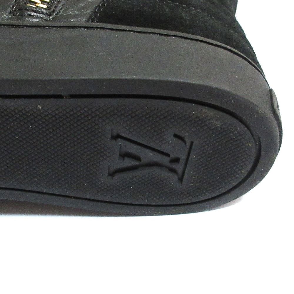 Louis Vuitton Louis Vuitton Louis Vuitton Monogram Emboss High Cut Sneakers Leather Shoes DUTY FREE for USA Size ONE SIZE - 11 Thumbnail