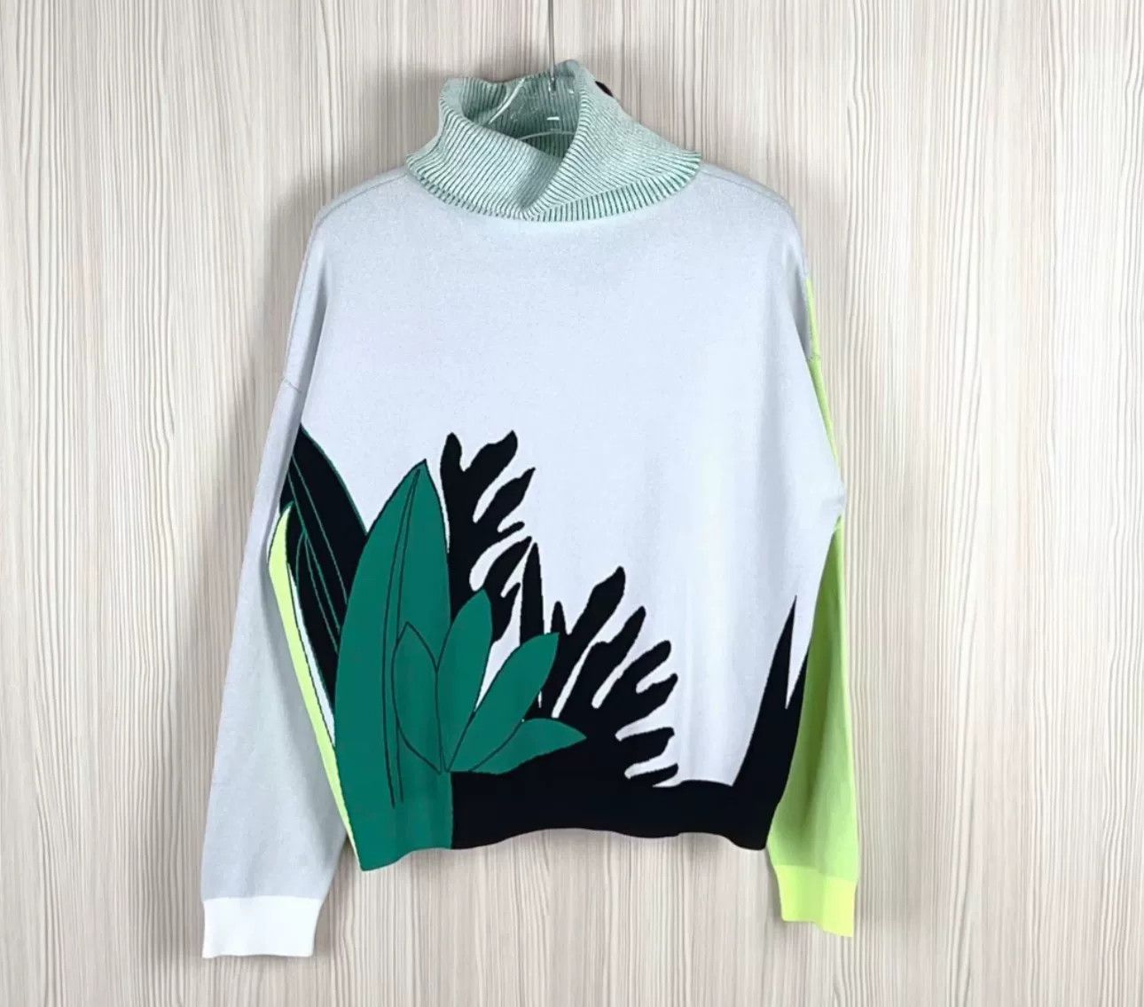 Valentino Valentino Yang Zi Style Sweater Size M / US 6-8 / IT 42-44 - 2 Thumbnail