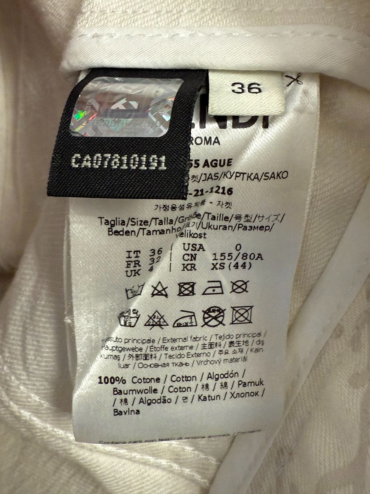 Fendi Fendi Denim Jacket Short Design Size M / US 6-8 / IT 42-44 - 6 Thumbnail