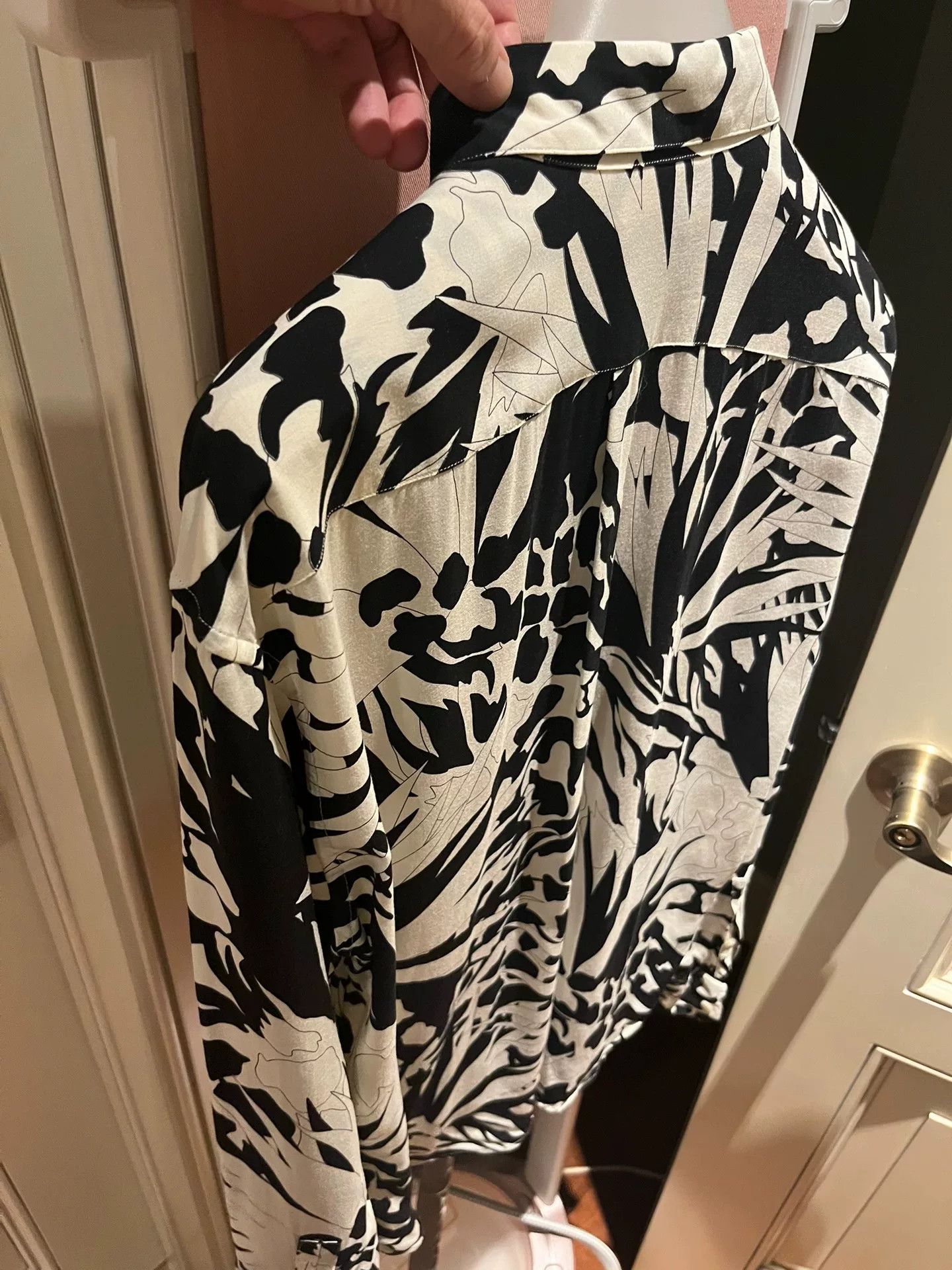 Saint Laurent Paris Saint Laurent Classic Palm Print Shirt Size US M / EU 48-50 / 2 - 7 Thumbnail