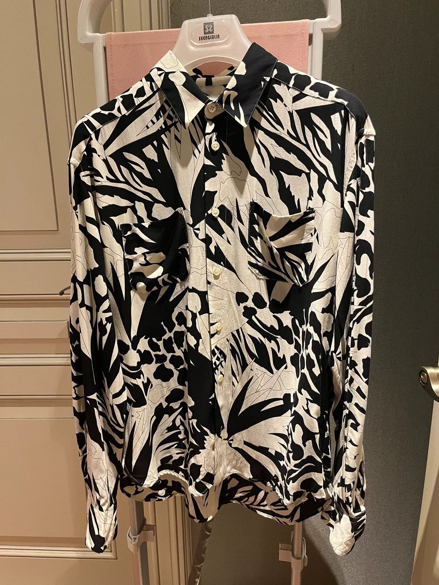 Saint Laurent Paris Saint Laurent Classic Palm Print Shirt Size US M / EU 48-50 / 2 - 3 Thumbnail