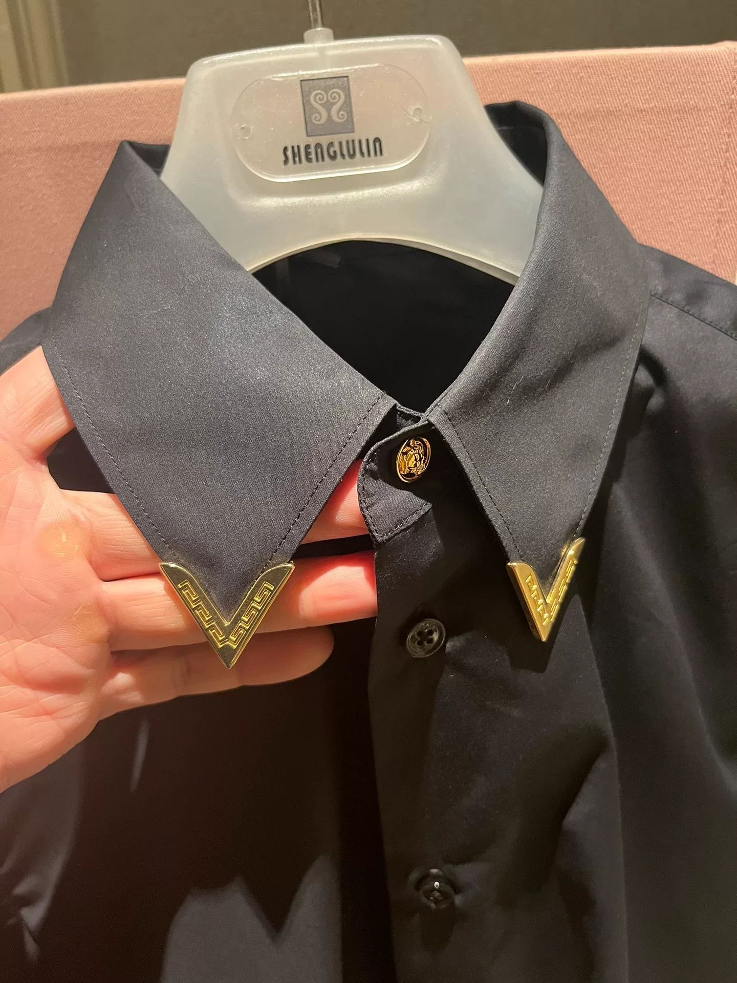 Versace Versace Gold Collar Tip Black Shirt Size US M / EU 48-50 / 2 - 2 Thumbnail