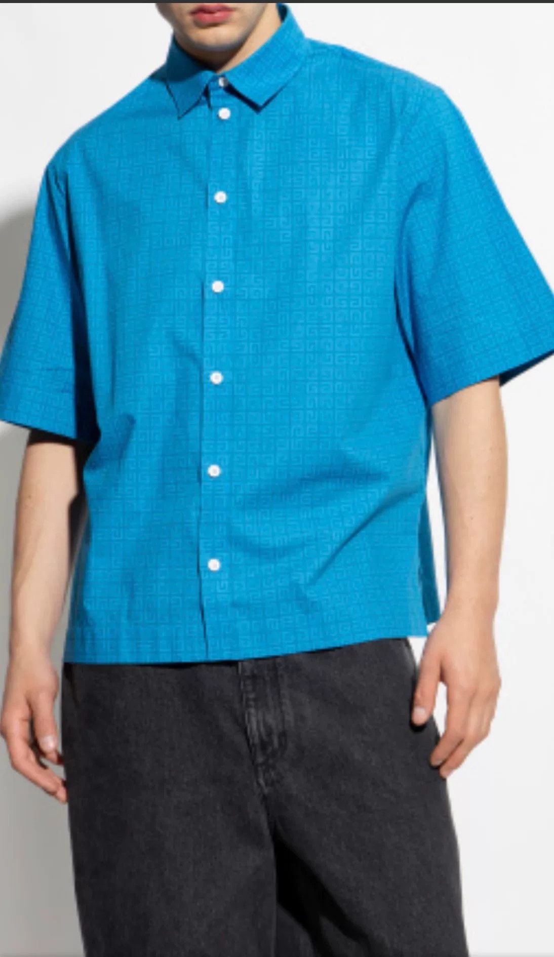 Givenchy Givenchy 4G Monogram Blue Short-Sleeve Shirt Size US M / EU 48-50 / 2 - 8 Thumbnail