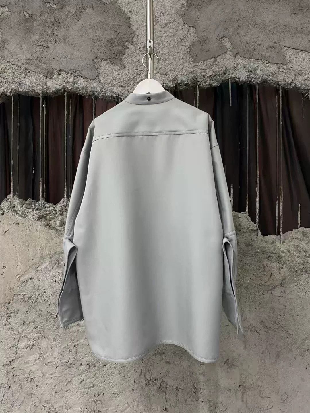 Jil Sander Jil Sander Gray Deconstructed Button Oversized Shirt Size US M / EU 48-50 / 2 - 2 Thumbnail