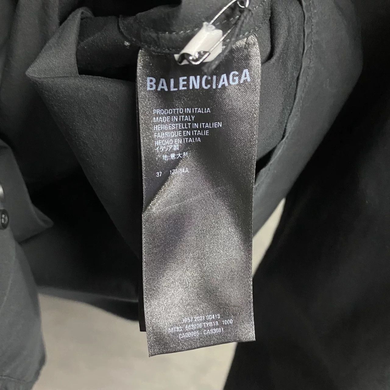 Balenciaga Balenciaga Black NASA Embroidery Long Sleeve Shirt Size US M / EU 48-50 / 2 - 3 Thumbnail