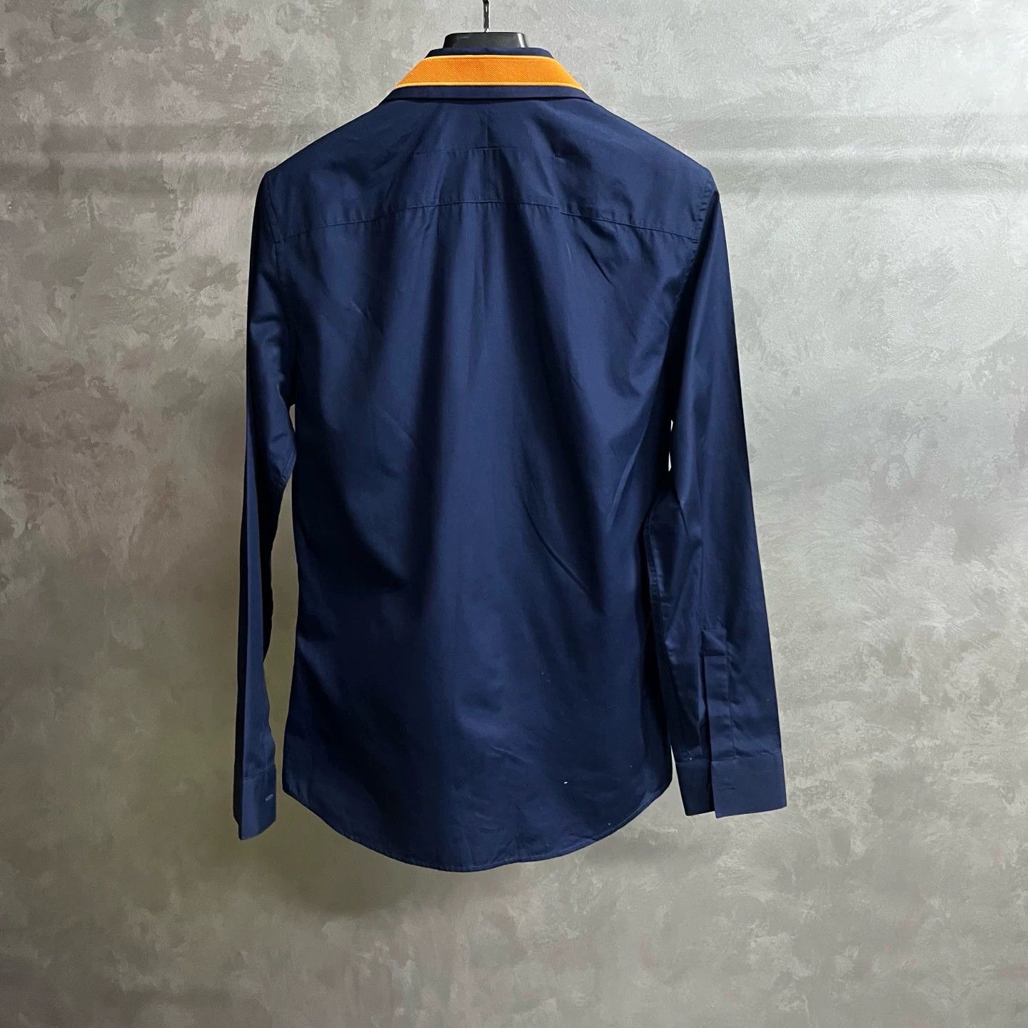Givenchy Givenchy Blue Embroidered Lapel Long-Sleeve Shirt Size US M / EU 48-50 / 2 - 5 Thumbnail