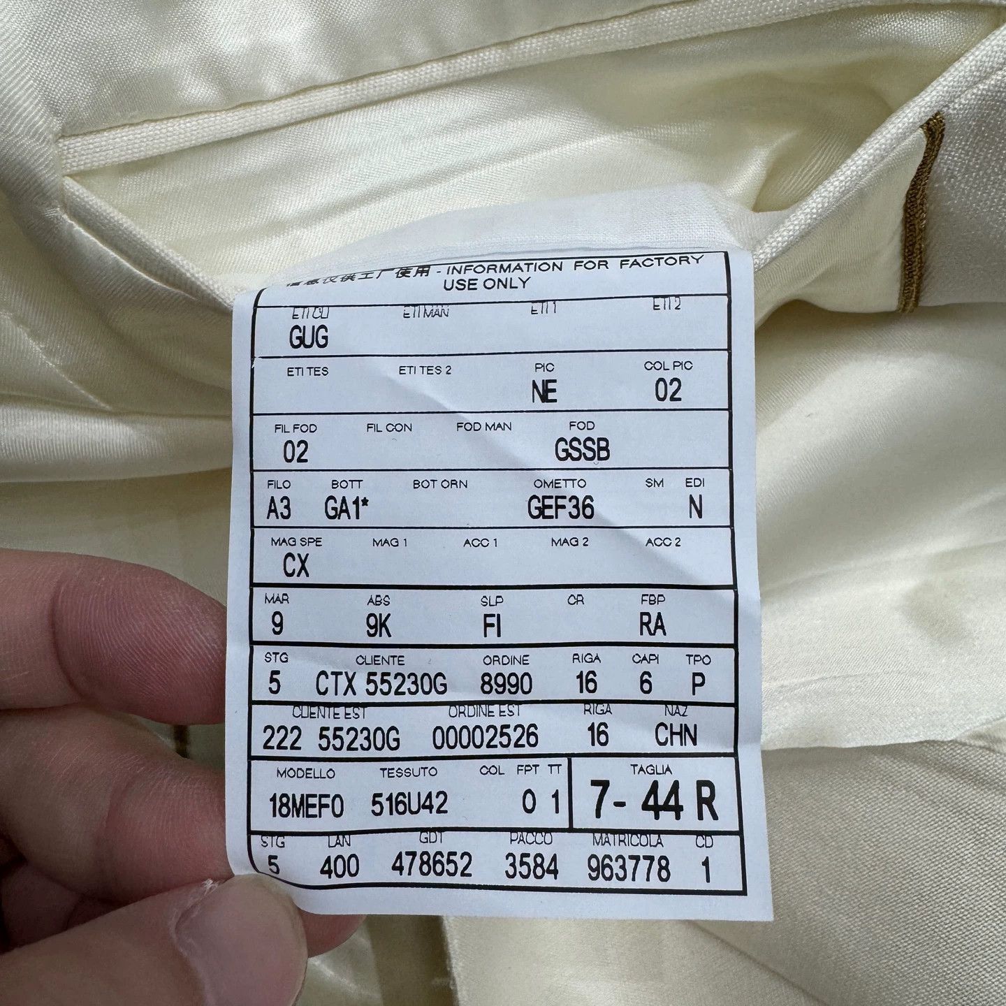 Gucci White Blazer with Black Trim and Crest Size US M / EU 48-50 / 2 - 4 Thumbnail