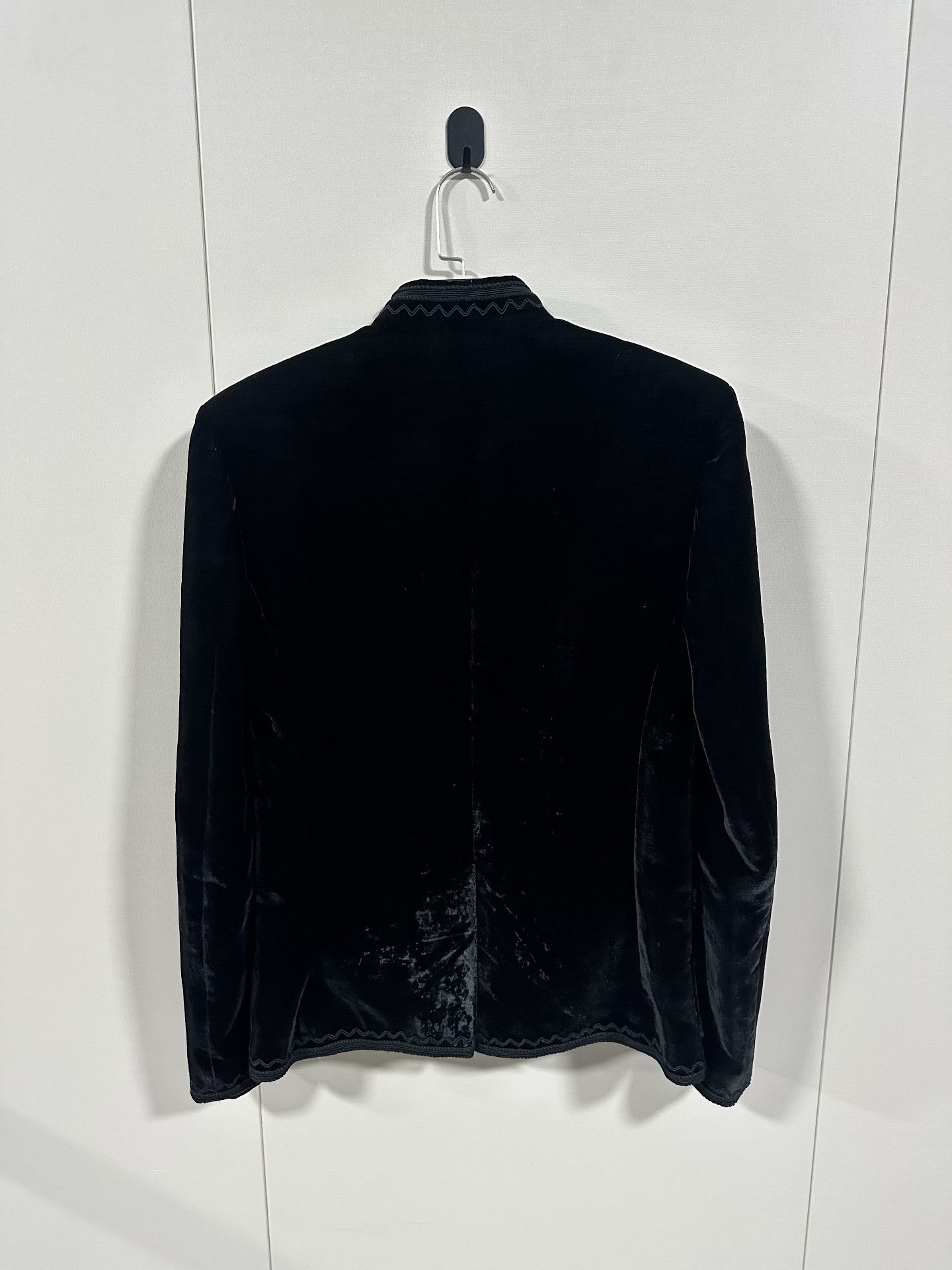 Saint Laurent Paris Saint Laurent Velvet Embroidered Jacket Size US S / EU 44-46 / 1 - 2 Thumbnail