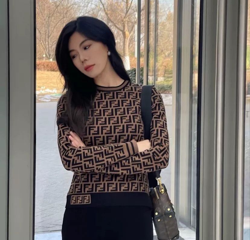 Fendi Fendi Retro Brown Sweater XS Women Size XS / US 0-2 / IT 36-38 - 8 Thumbnail