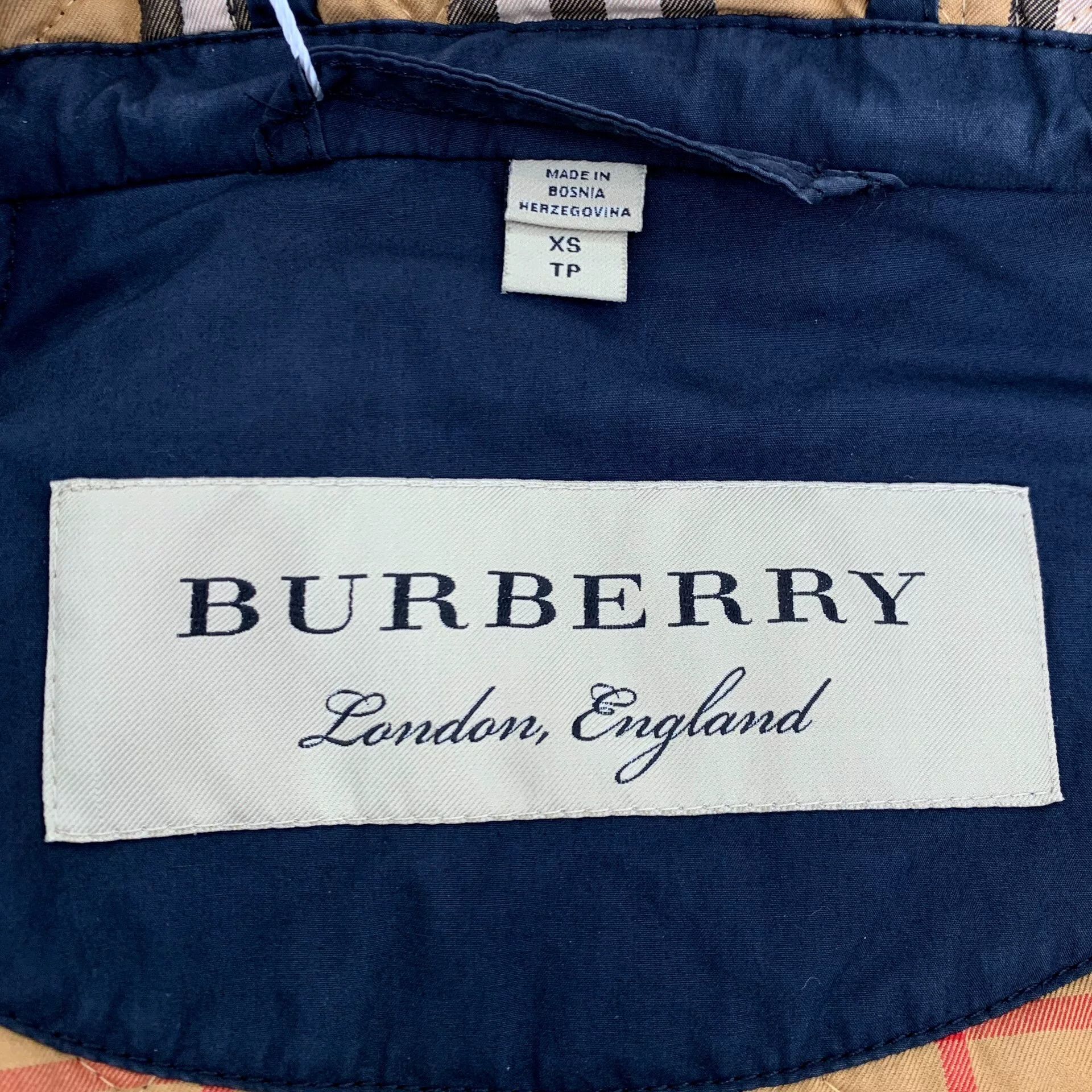 Burberry Burberry Quilted Blue Down Jacket XS Women Size XS / US 0-2 / IT 36-38 - 5 Thumbnail
