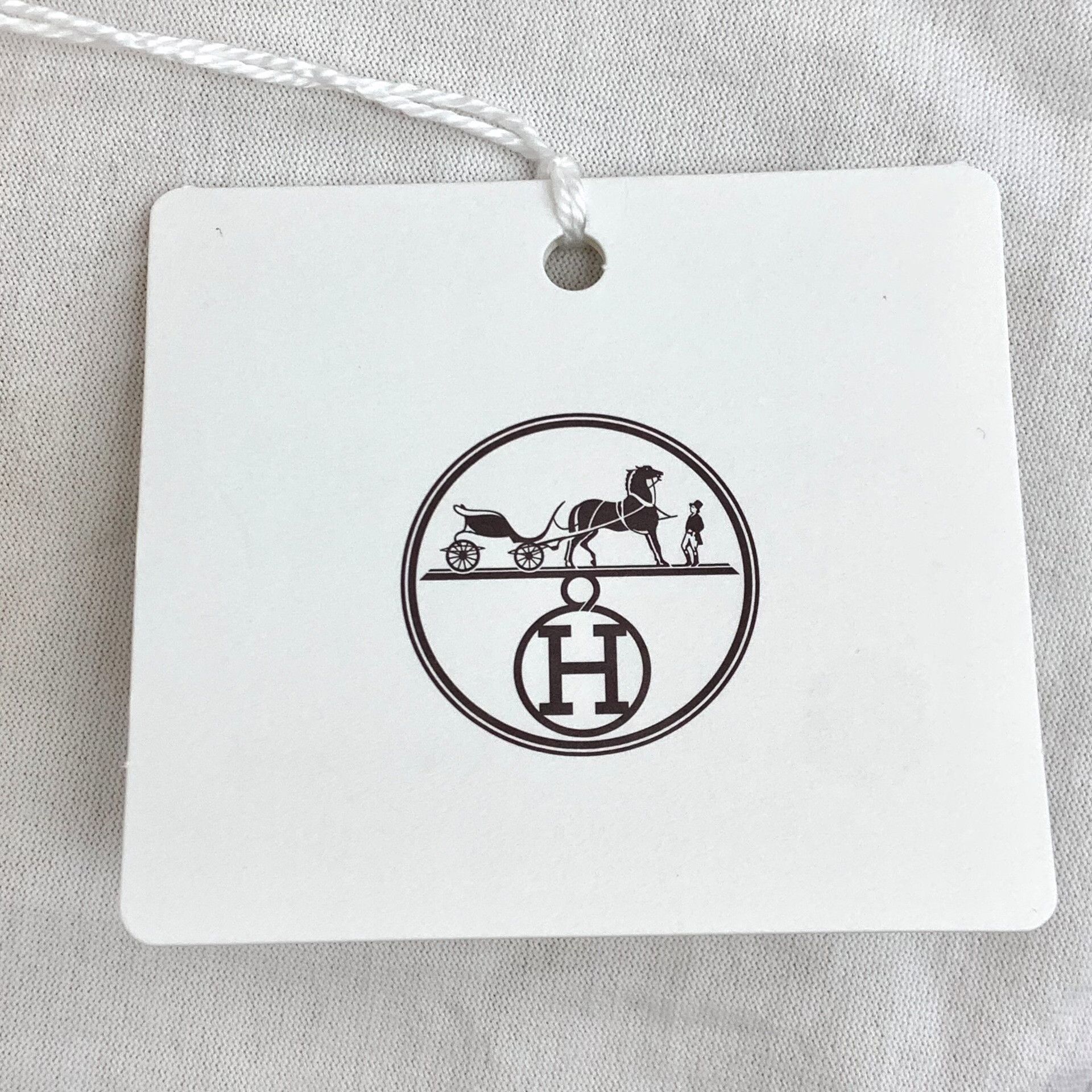 Hermes Hermes Cotton Embroidered White T-Shirt M Women Size M / US 6-8 / IT 42-44 - 7 Thumbnail