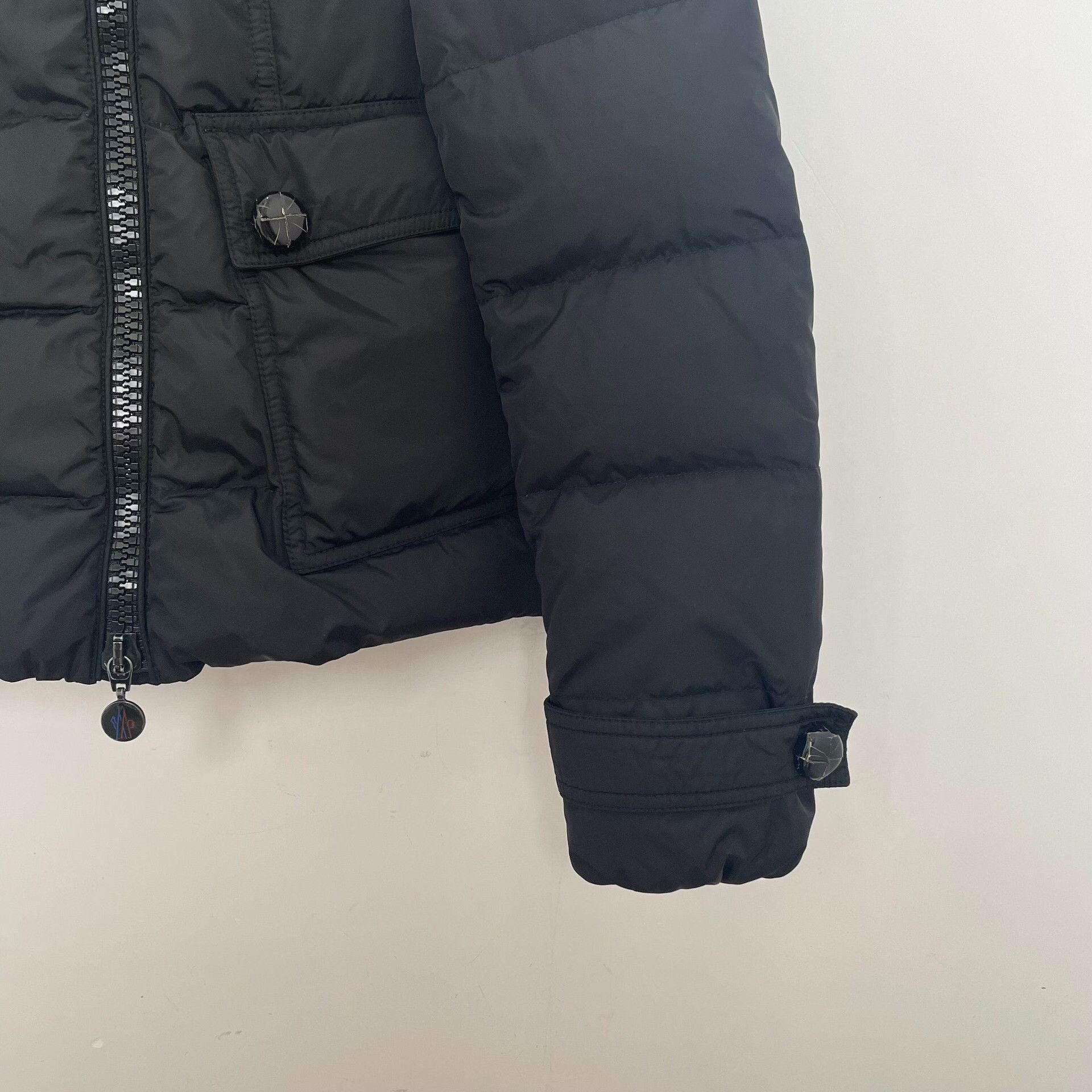Moncler Moncler Black Down Jacket S Women Size S / US 4 / IT 40 - 4 Thumbnail