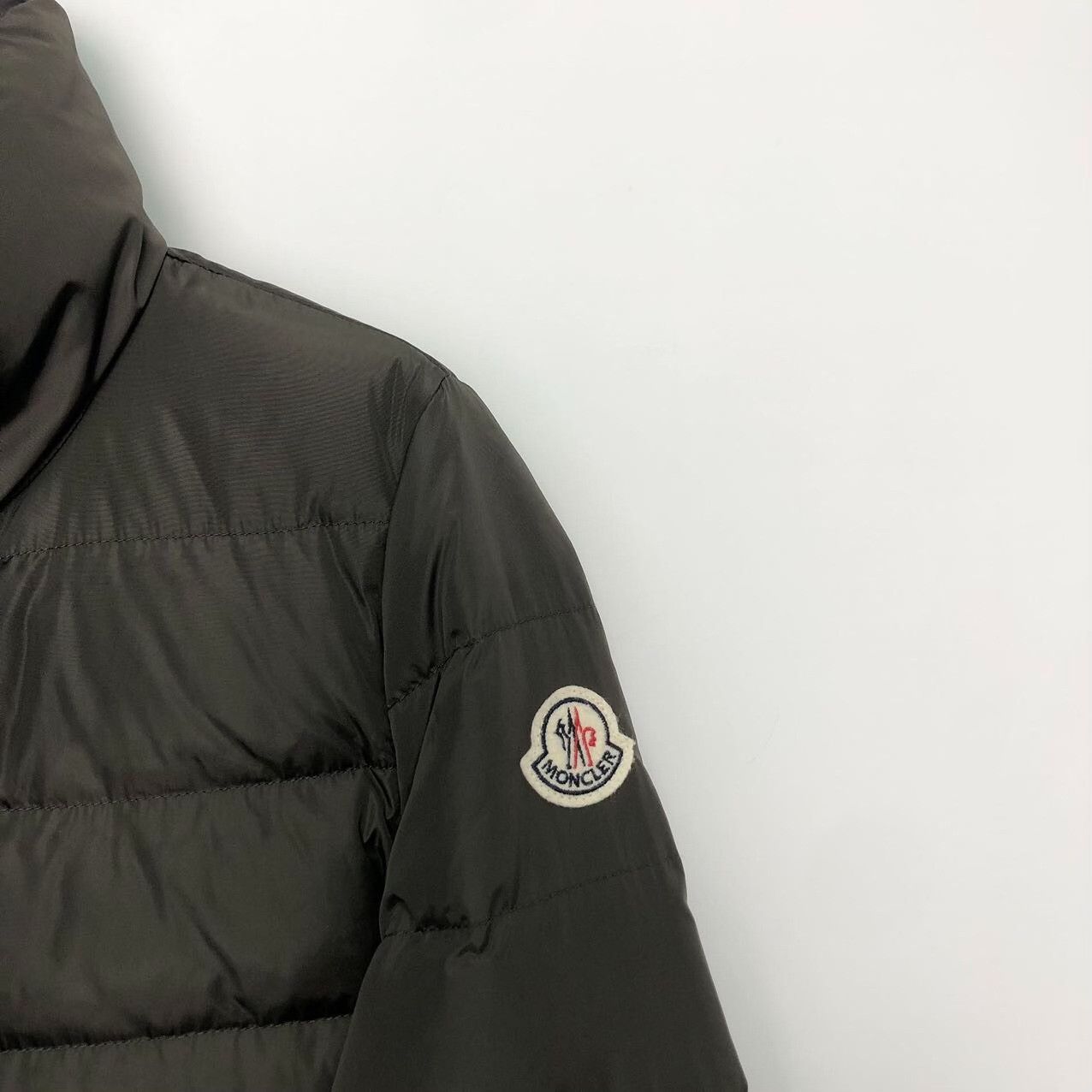 Moncler Moncler Green Down Jacket S Women Size S / US 4 / IT 40 - 3 Thumbnail