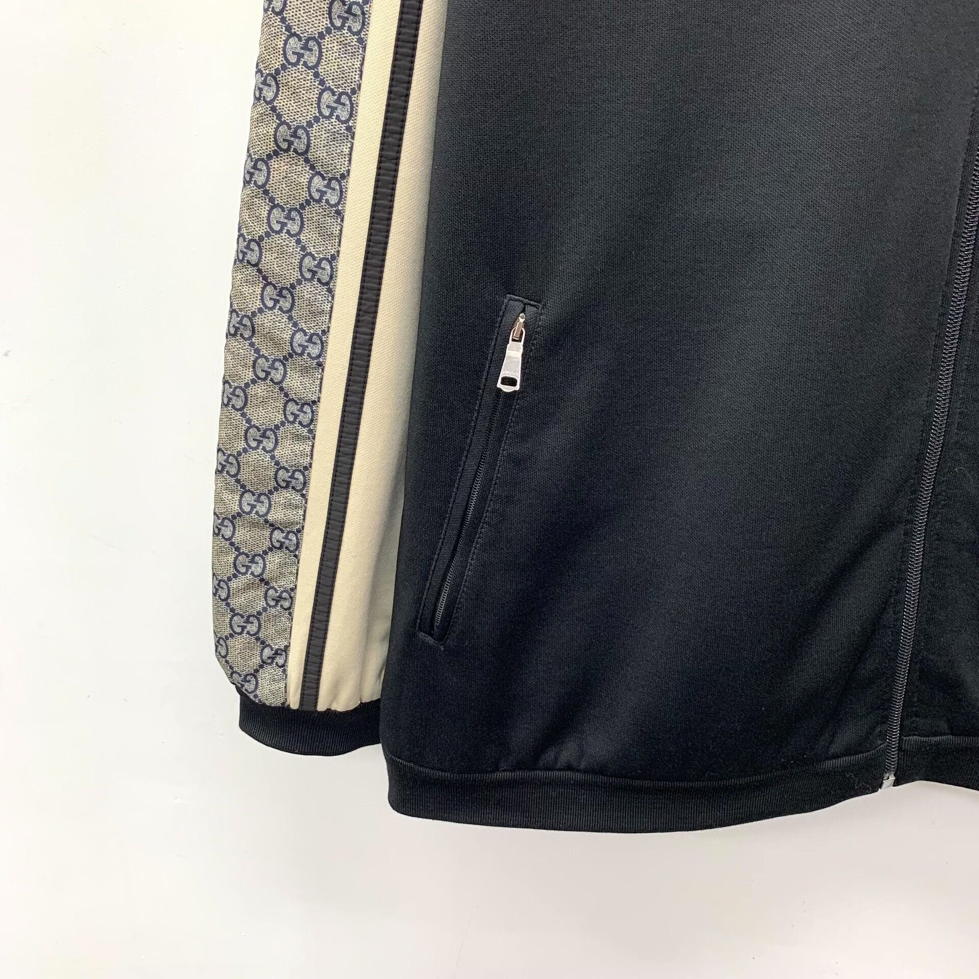 Gucci Gucci Retro Striped Black Jacket M Women Size M / US 6-8 / IT 42-44 - 4 Thumbnail