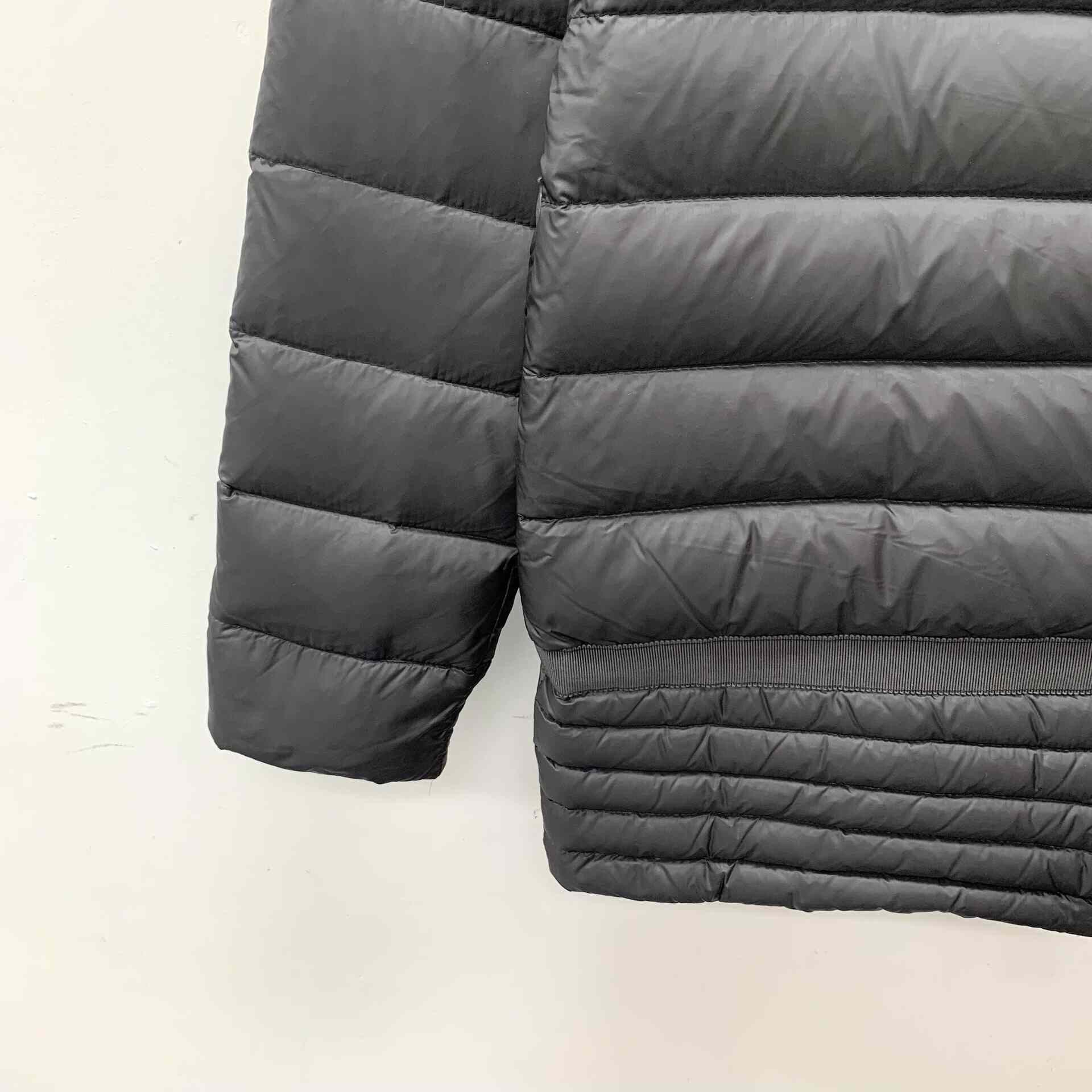 Moncler Moncler Black Down Jacket M Women Size M / US 6-8 / IT 42-44 - 4 Thumbnail