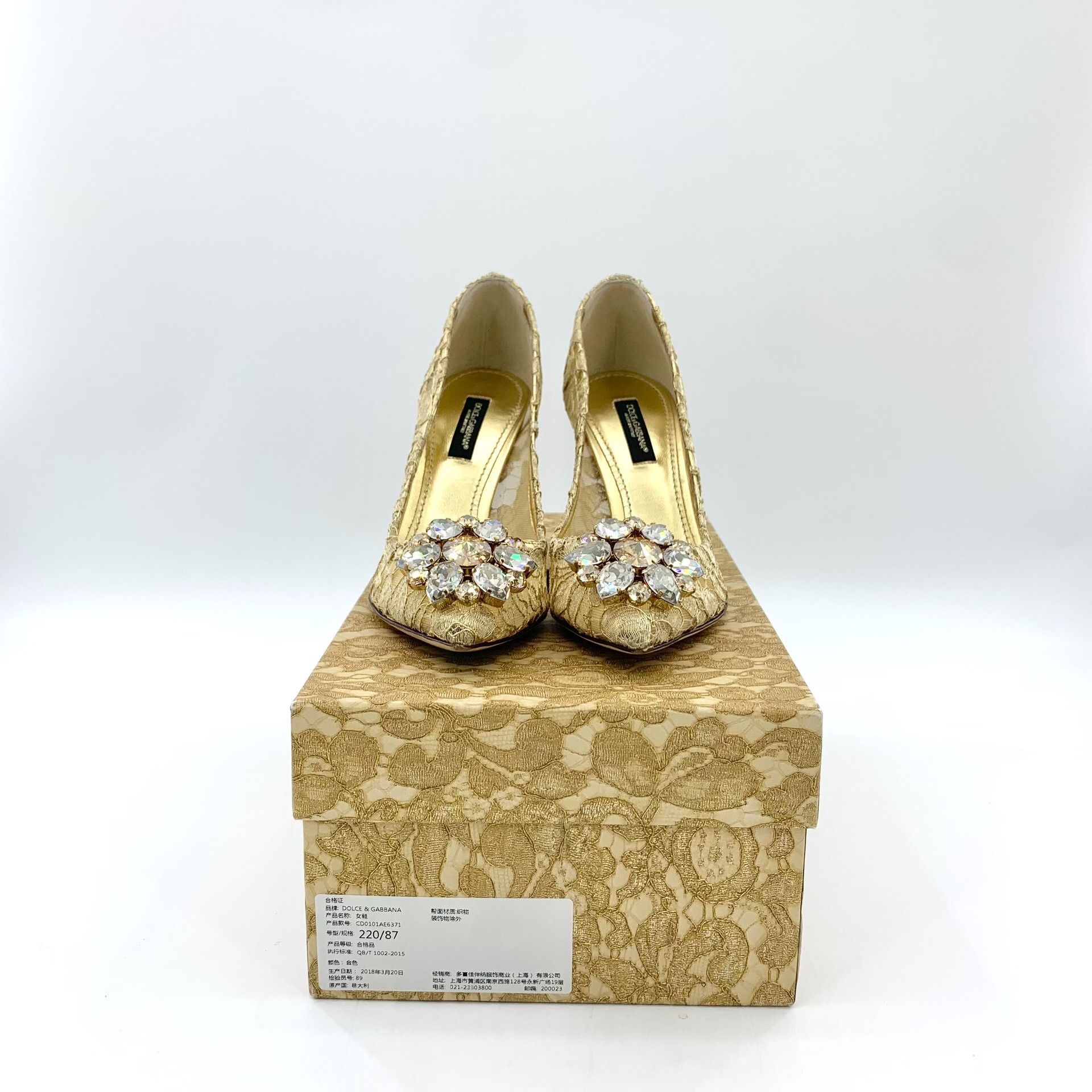 Dolce & Gabbana Dolce & Gabbana Gold Lowtop Sneakers 35 Women Size US 5 / IT 35 - 8 Thumbnail