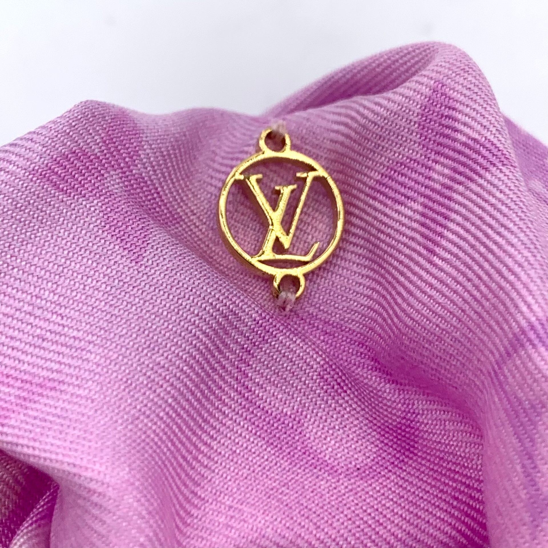 Louis Vuitton Louis Vuitton Multi Hoodie XS Men Size US XS / EU 42 / 0 - 5 Thumbnail
