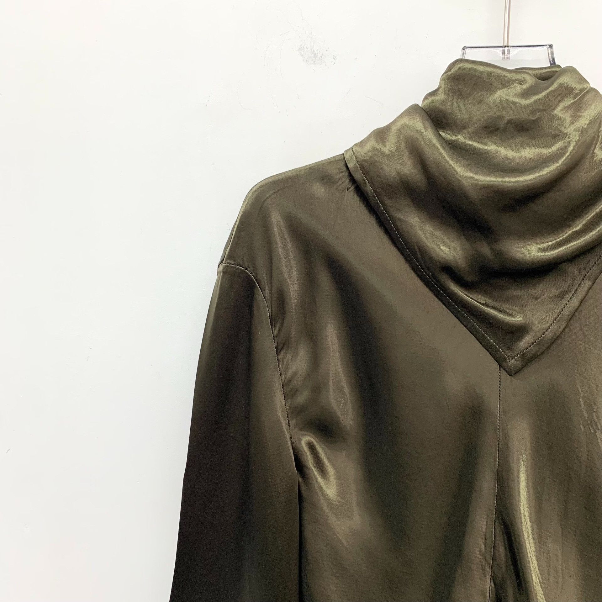 Bottega Veneta Bottega Veneta Green T-Shirt M Women Size M / US 6-8 / IT 42-44 - 3 Thumbnail