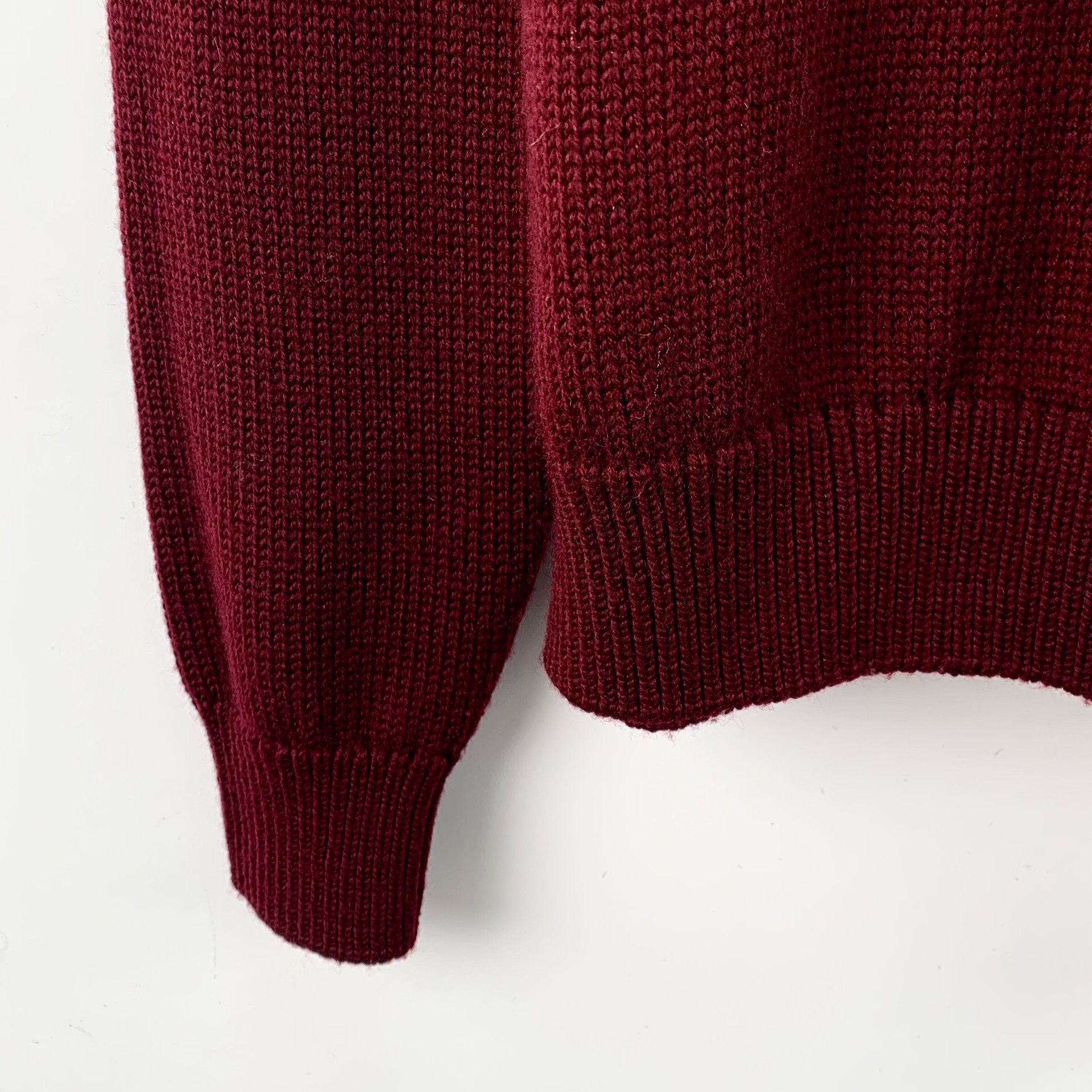 Moncler Moncler Red Sweater L Men Size US L / EU 52-54 / 3 - 5 Thumbnail