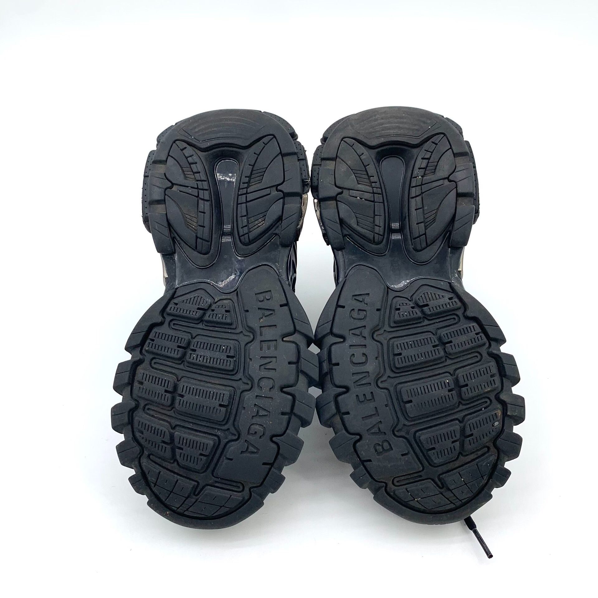 Balenciaga Balenciaga Black Lowtop Sneakers 37 Women Size US 6.5 / IT 36.5 - 5 Thumbnail