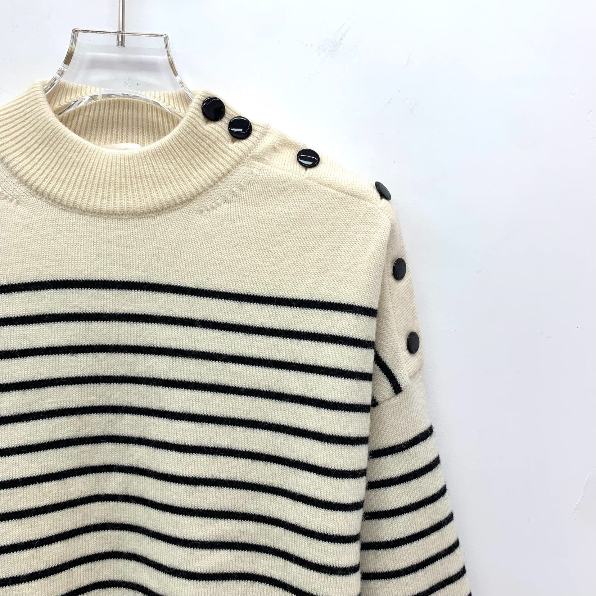 Celine Celine Knit Striped Beige Sweater S Women Size S / US 4 / IT 40 - 3 Thumbnail