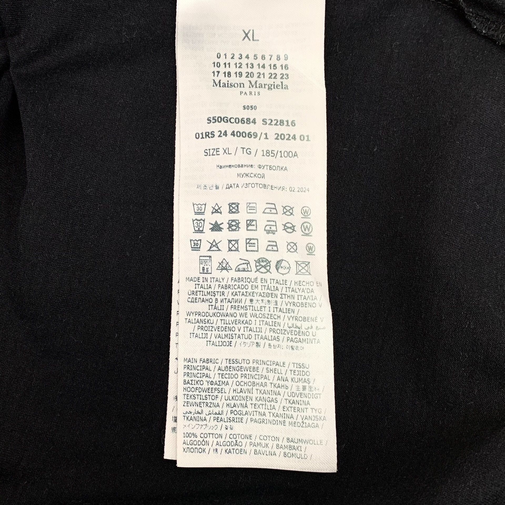 Louis Vuitton Louis Vuitton Retro Black T-Shirt XL Men Size US XL / EU 56 / 4 - 7 Thumbnail