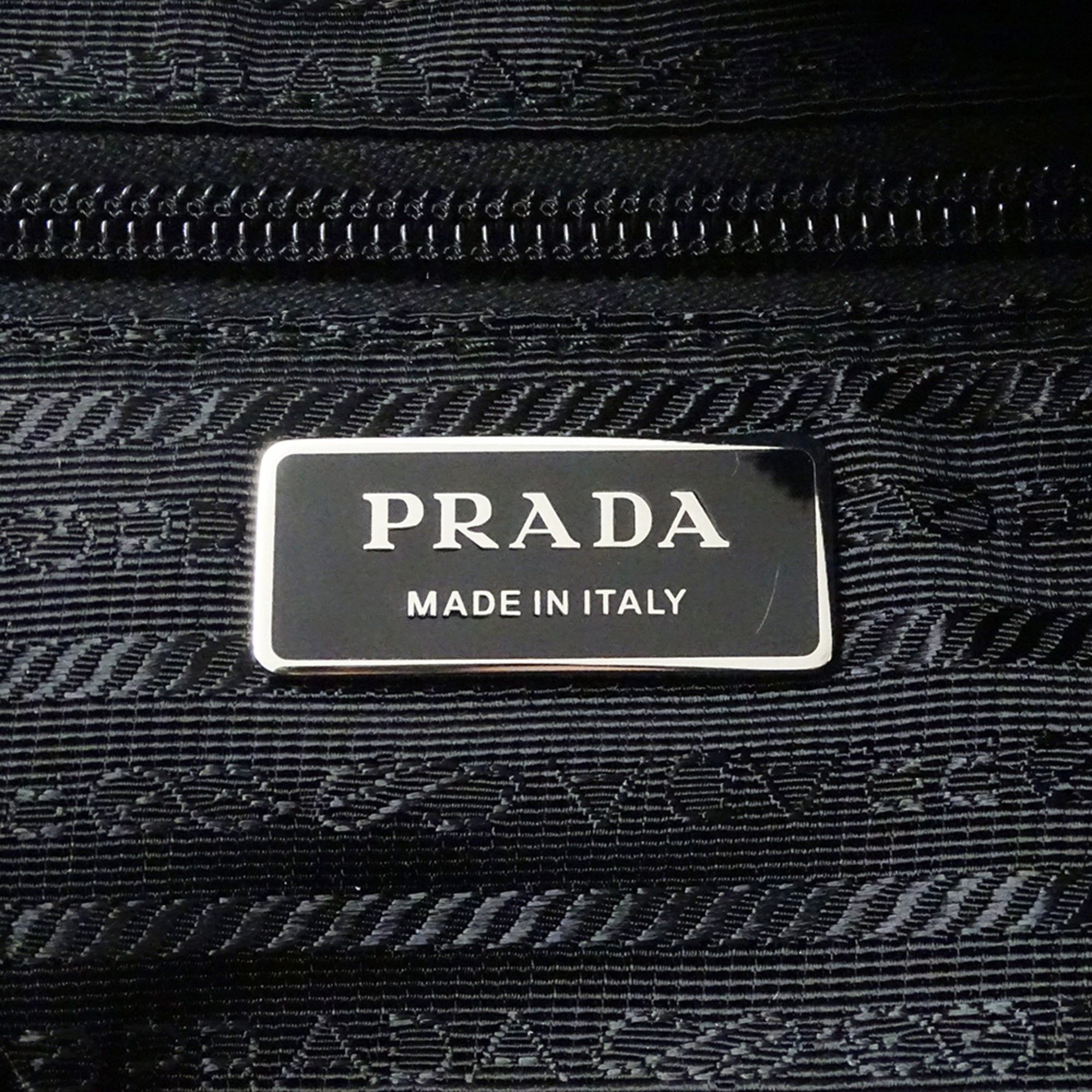 Prada Prada handbag for women and men, brand name shoulder bag, nylon, black, 1BC167, with pouch, logo, crossbody. Size ONE SIZE - 6 Thumbnail