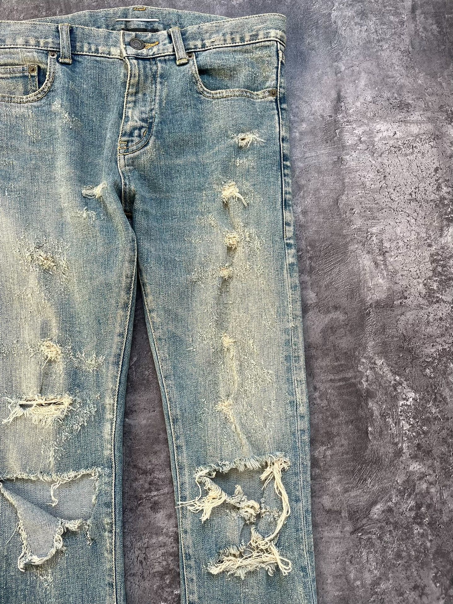 Saint Laurent Paris Saint Laurent Distressed Light Blue Jeans Size US 29 - 4 Thumbnail