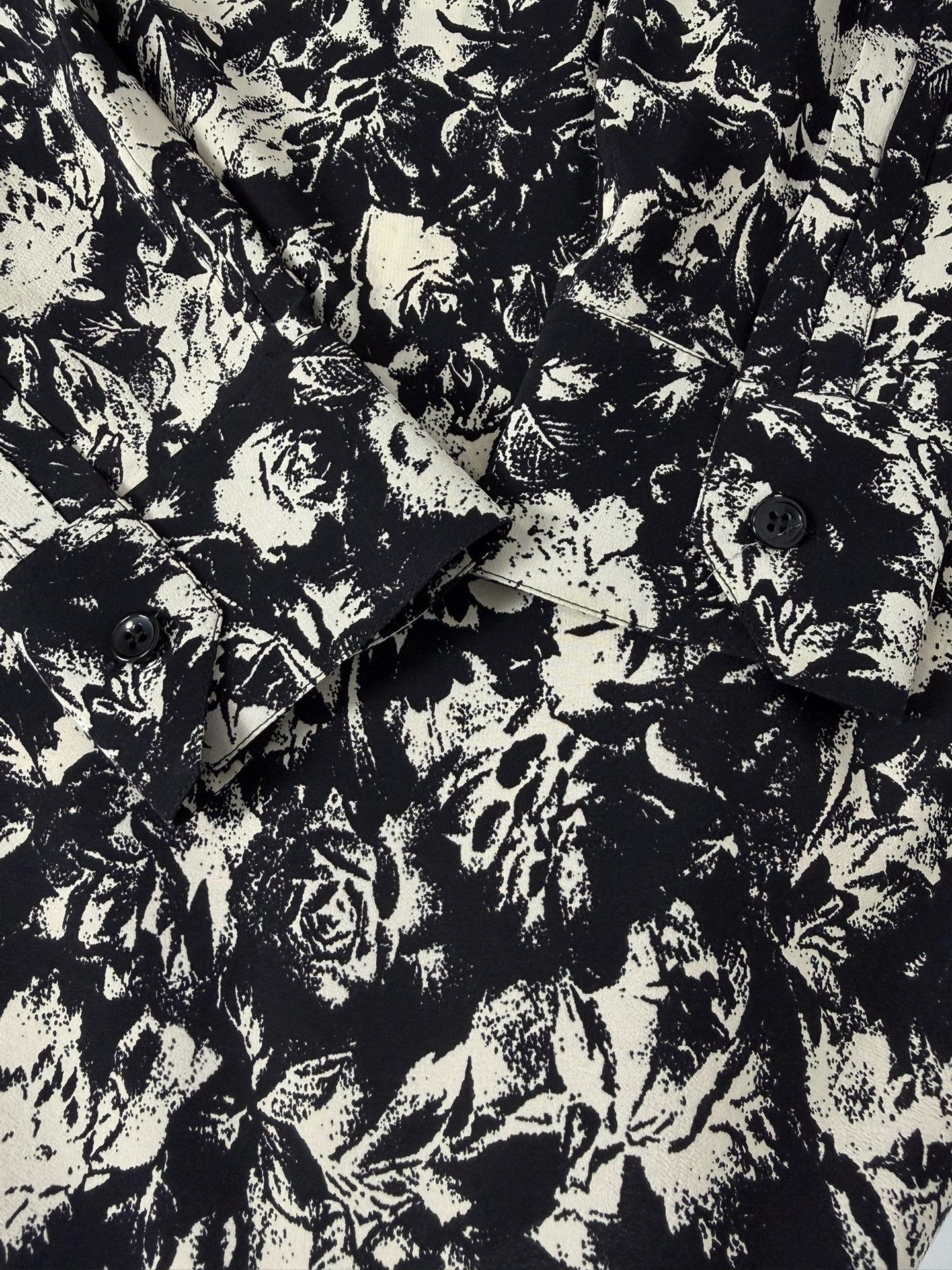 Saint Laurent Paris Saint Laurent Silk Rose Shirt Size S / US 4 / IT 40 - 3 Thumbnail
