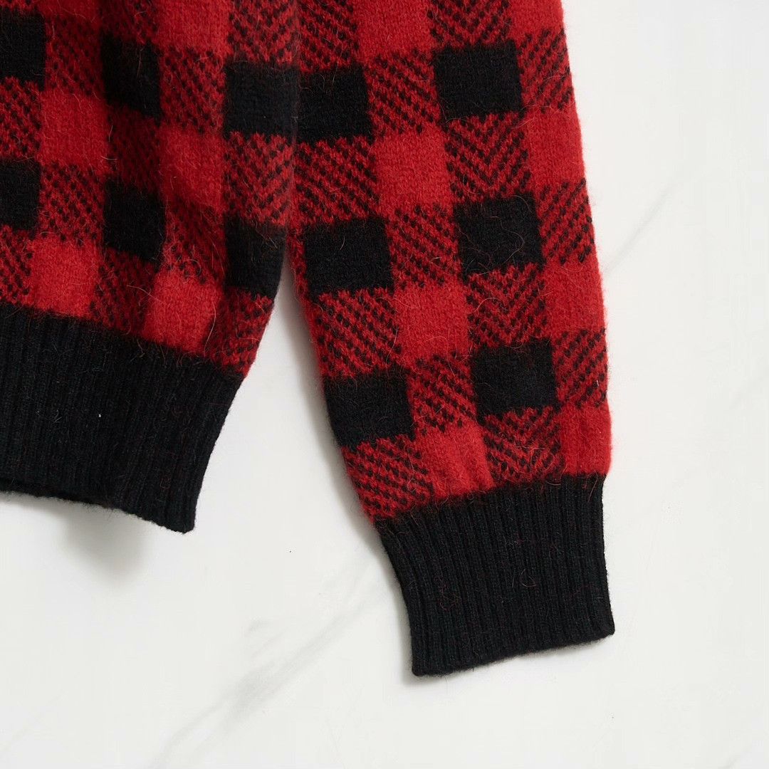 Saint Laurent Paris Saint Laurent Men's Classic Checkered Sweater Size US M / EU 48-50 / 2 - 3 Thumbnail