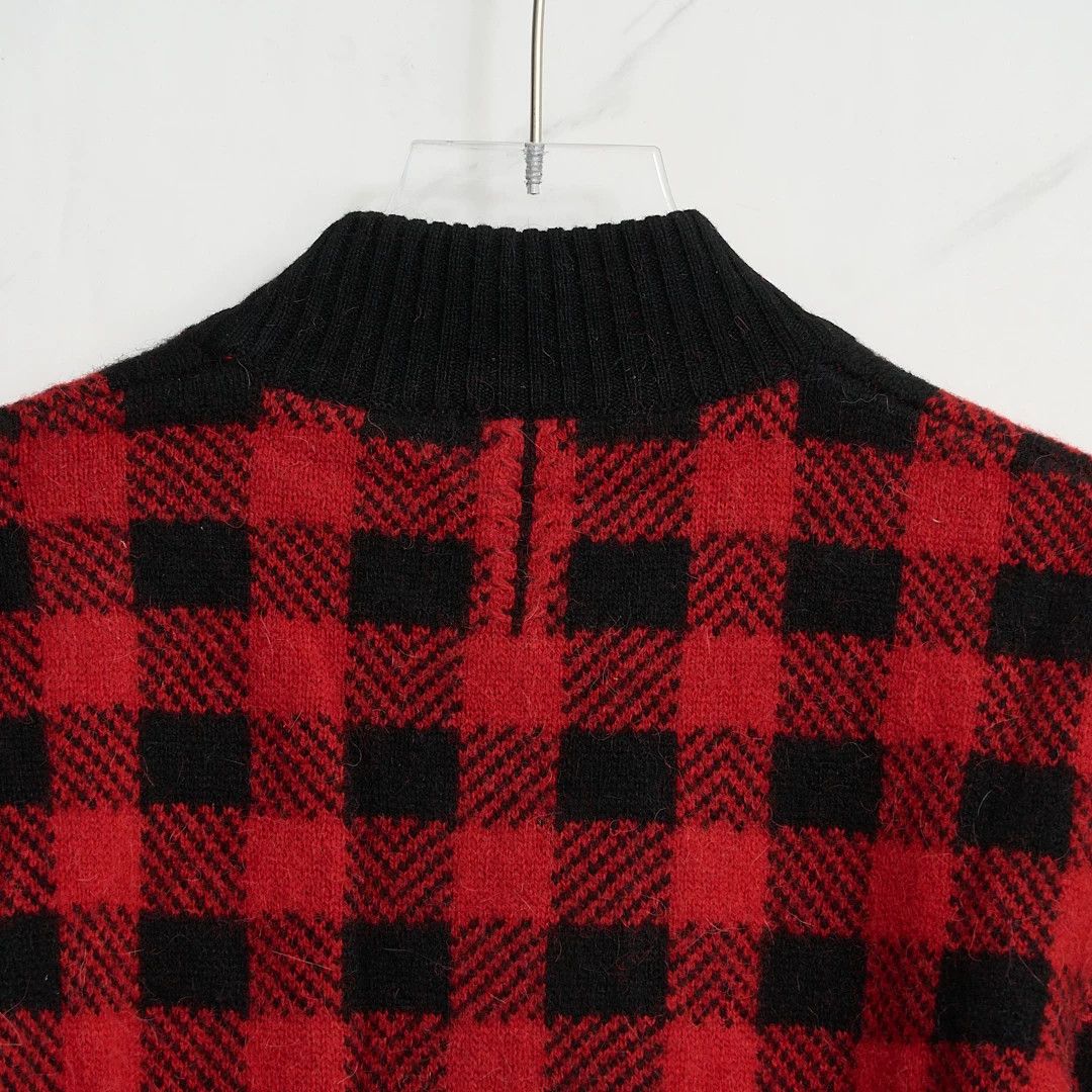 Saint Laurent Paris Saint Laurent Men's Classic Checkered Sweater Size US M / EU 48-50 / 2 - 5 Thumbnail