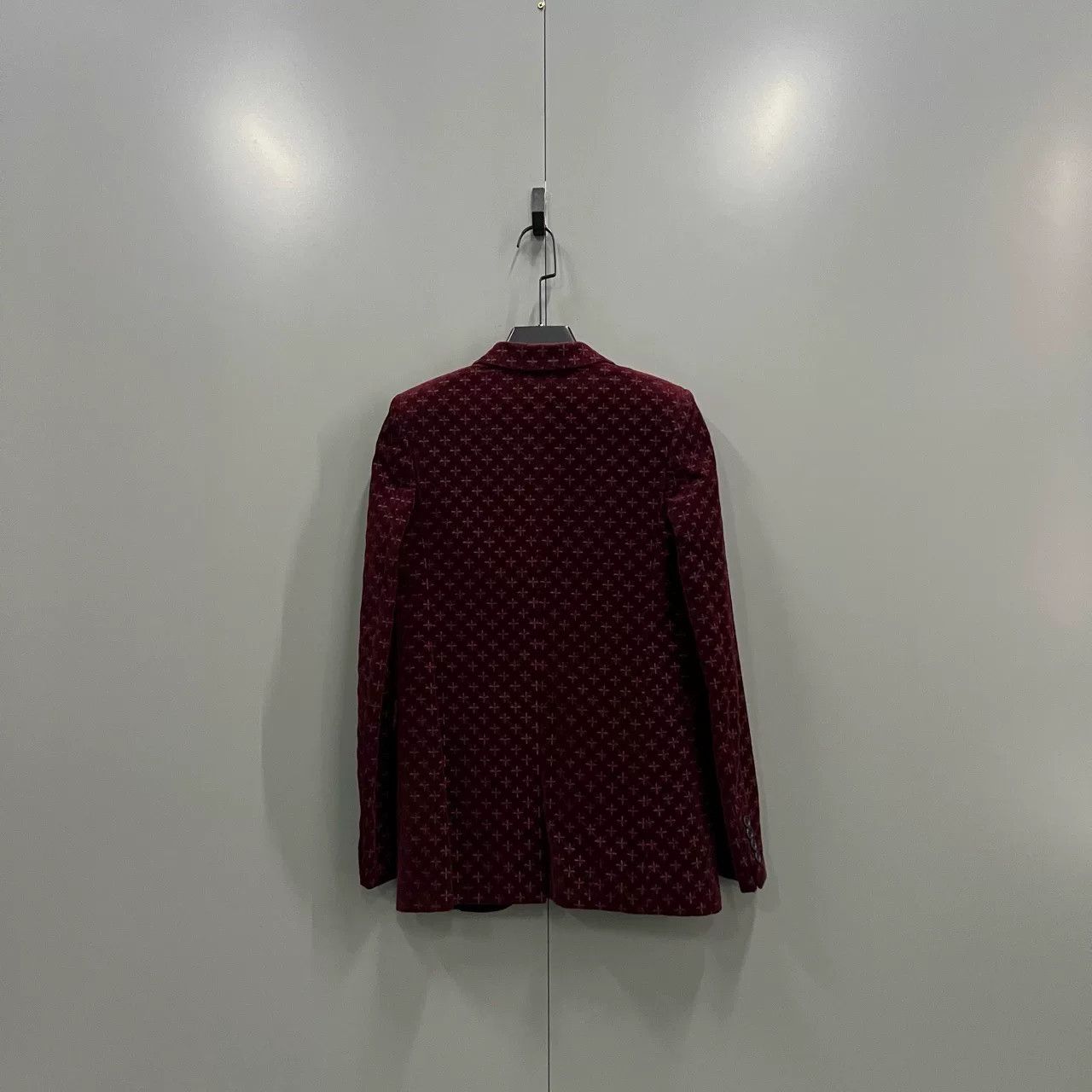 Saint Laurent Paris Burgundy Saint Laurent Velvet Blazer Size XXS / US 00 / IT 34 - 2 Thumbnail