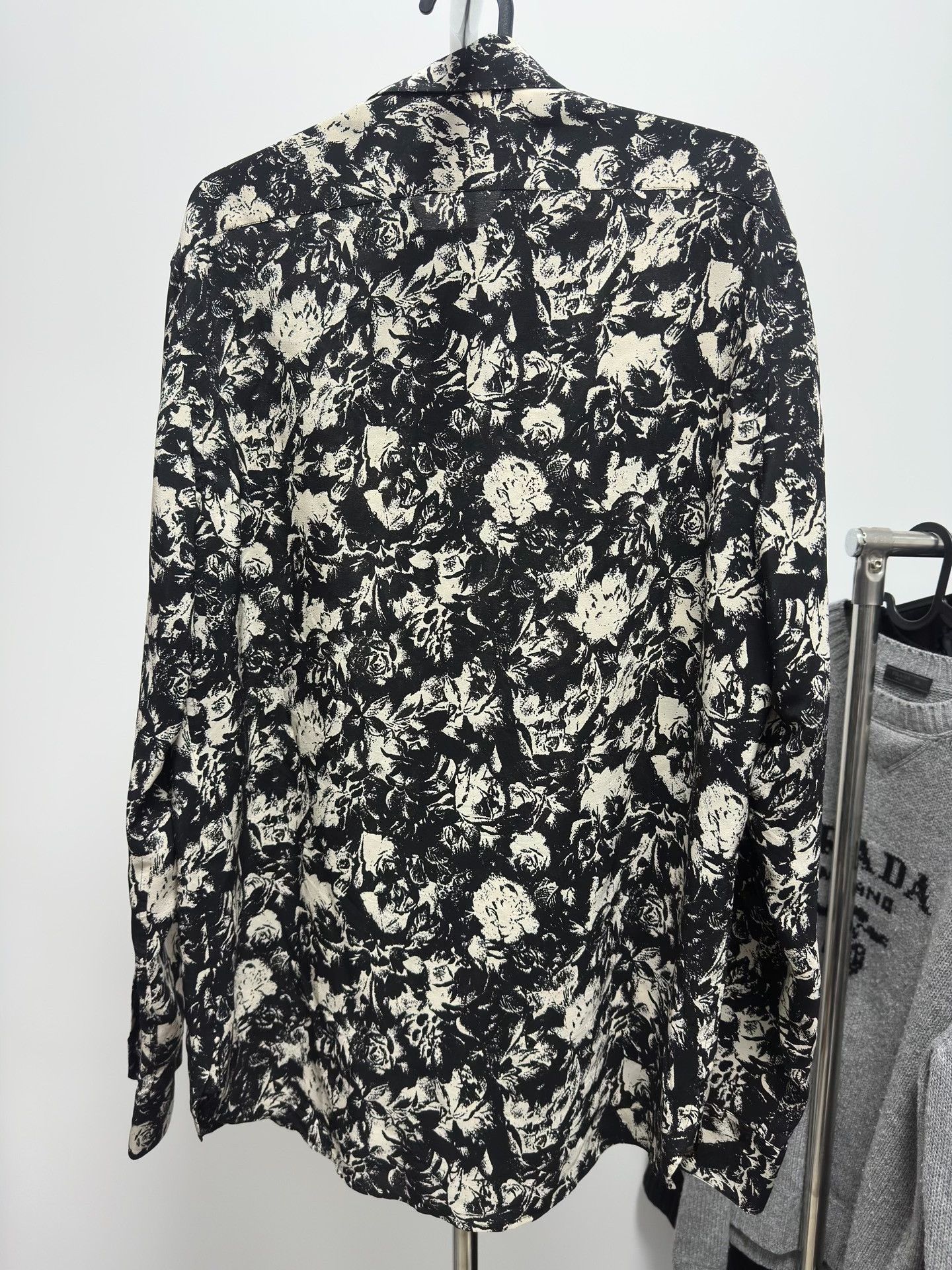 Saint Laurent Paris Saint Laurent Black White Floral Shirt Size US M / EU 48-50 / 2 - 2 Thumbnail