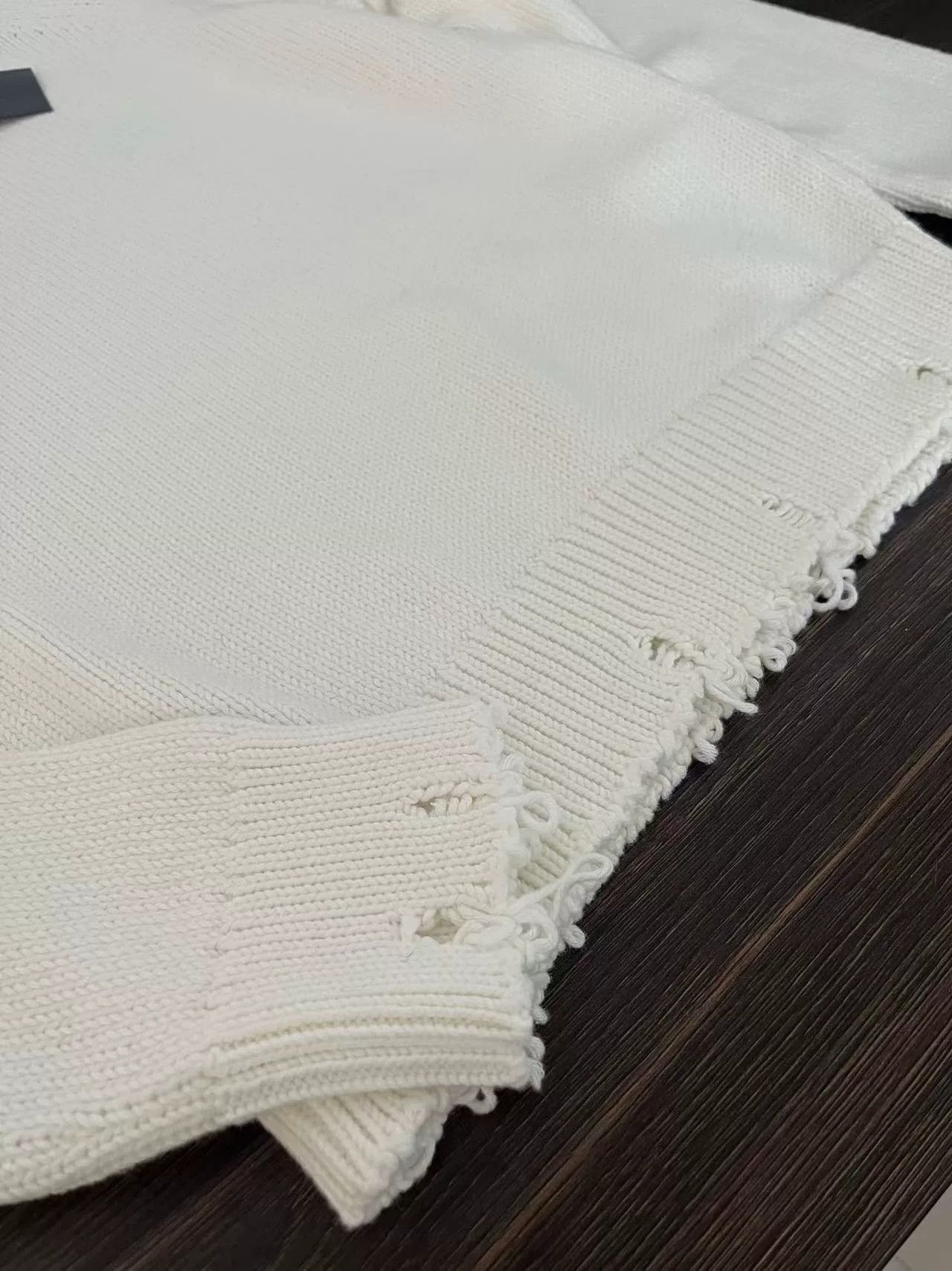 Saint Laurent Paris Saint Laurent Frayed Crewneck Wool Sweater Size S / US 4 / IT 40 - 5 Thumbnail