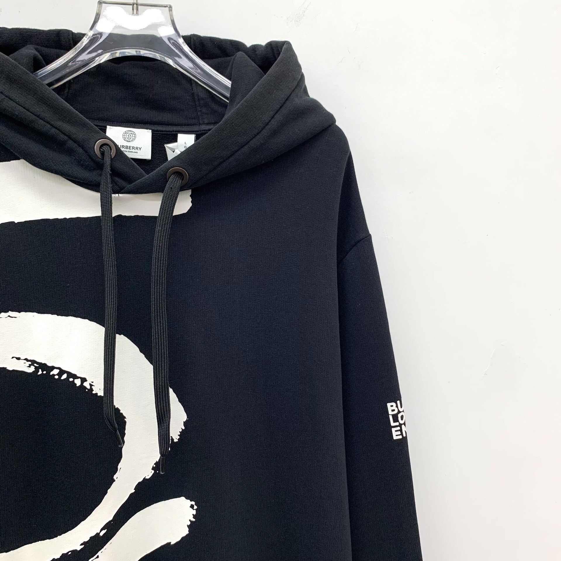 Burberry Burberry Cotton Printed Black Hoodie L Men Size US L / EU 52-54 / 3 - 3 Thumbnail