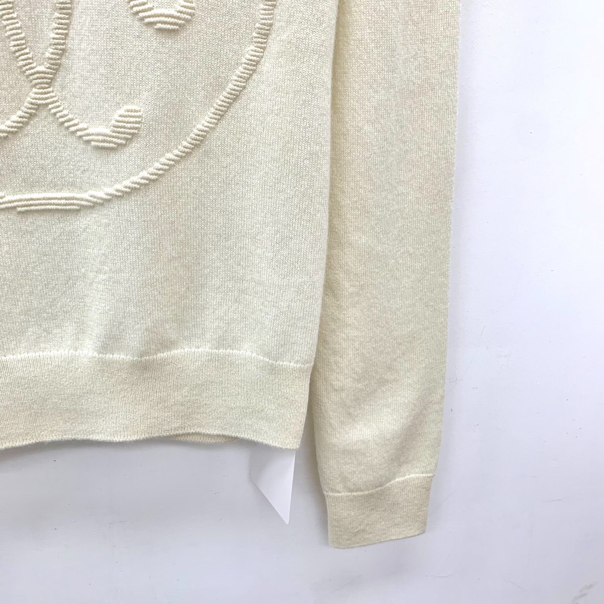 Hermes Hermes Beige Sweater M Women Size M / US 6-8 / IT 42-44 - 4 Thumbnail