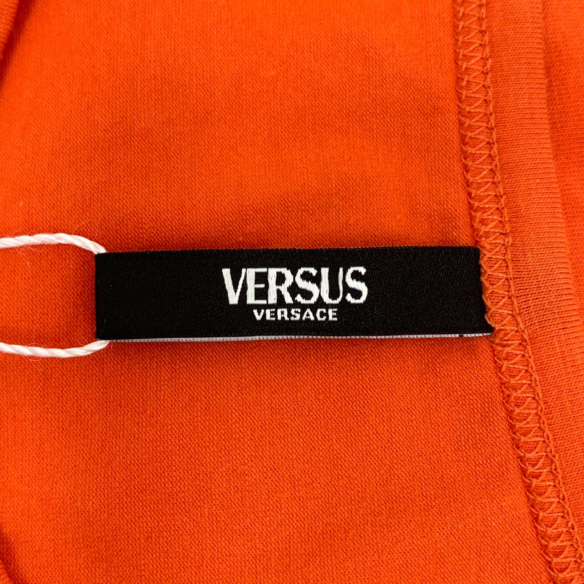 Versace Versace Floral Printed Orange T-Shirt M Men Size US M / EU 48-50 / 2 - 5 Thumbnail