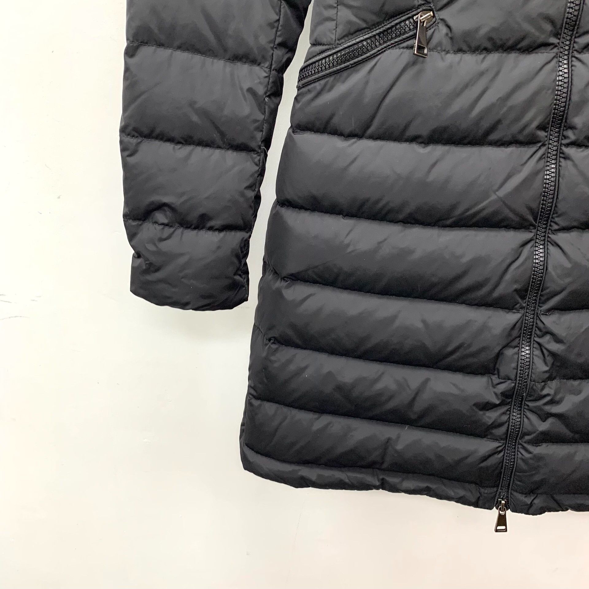 Moncler Moncler Black Down Jacket XS Women Size XS / US 0-2 / IT 36-38 - 4 Thumbnail
