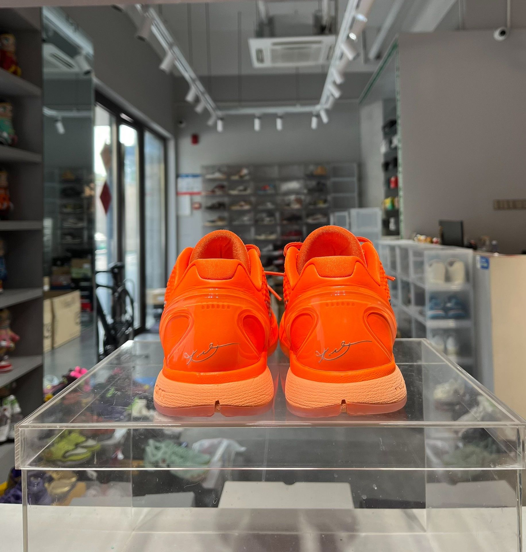 Nike Nike Orange Lowtop Sneakers 42 Men Size US 9 / EU 42 - 4 Thumbnail