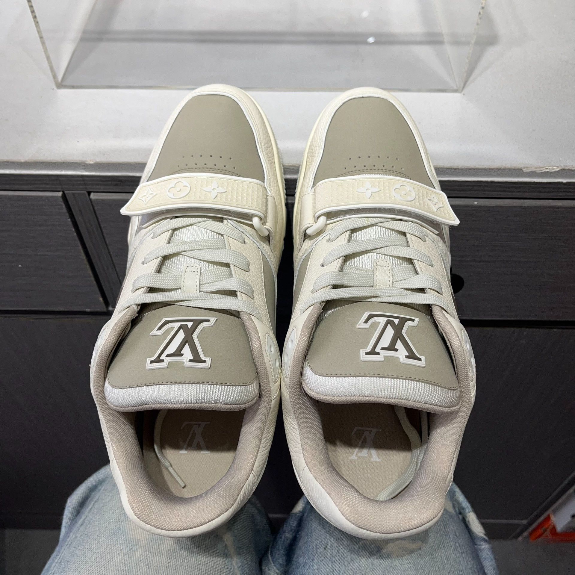 Louis Vuitton Louis Vuitton Training Beige Lowtop Sneakers 41 Men Size US 8.5 / EU 41-42 - 7 Thumbnail