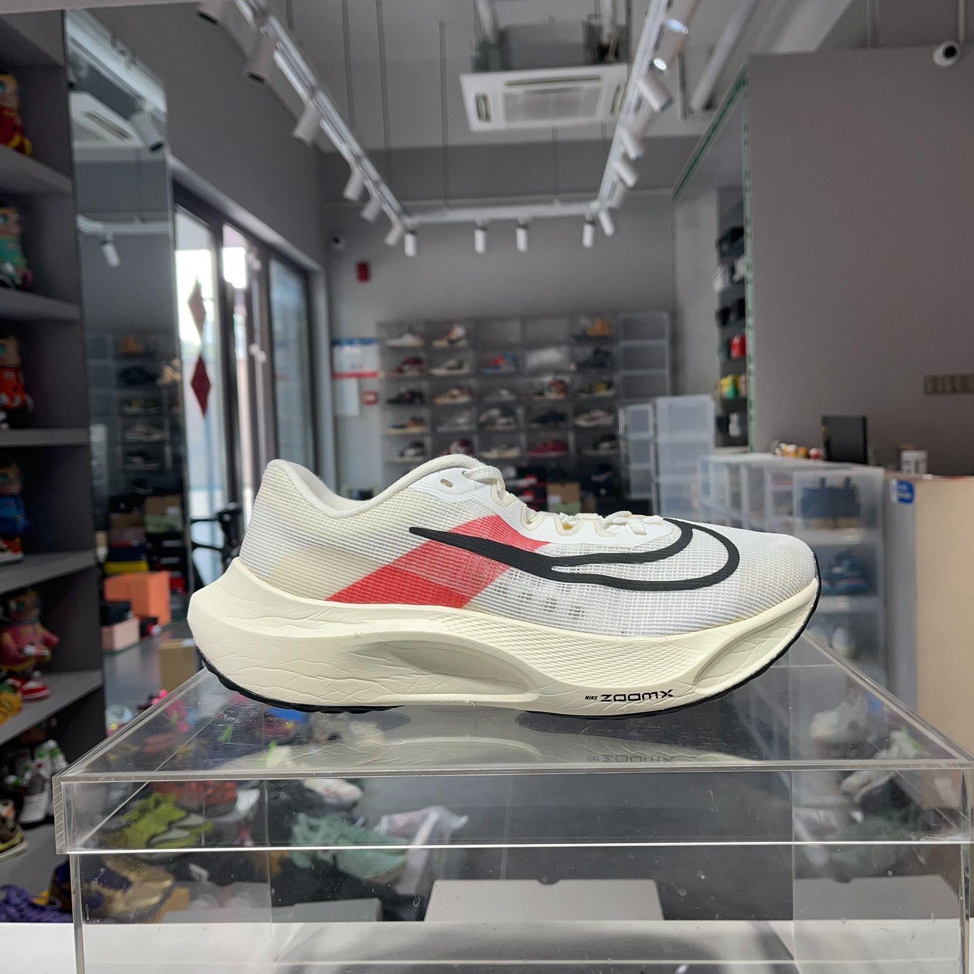Nike Nike ZOOM FLY Lowtop Sneakers 42 Men Size US 9 / EU 42 - 5 Thumbnail