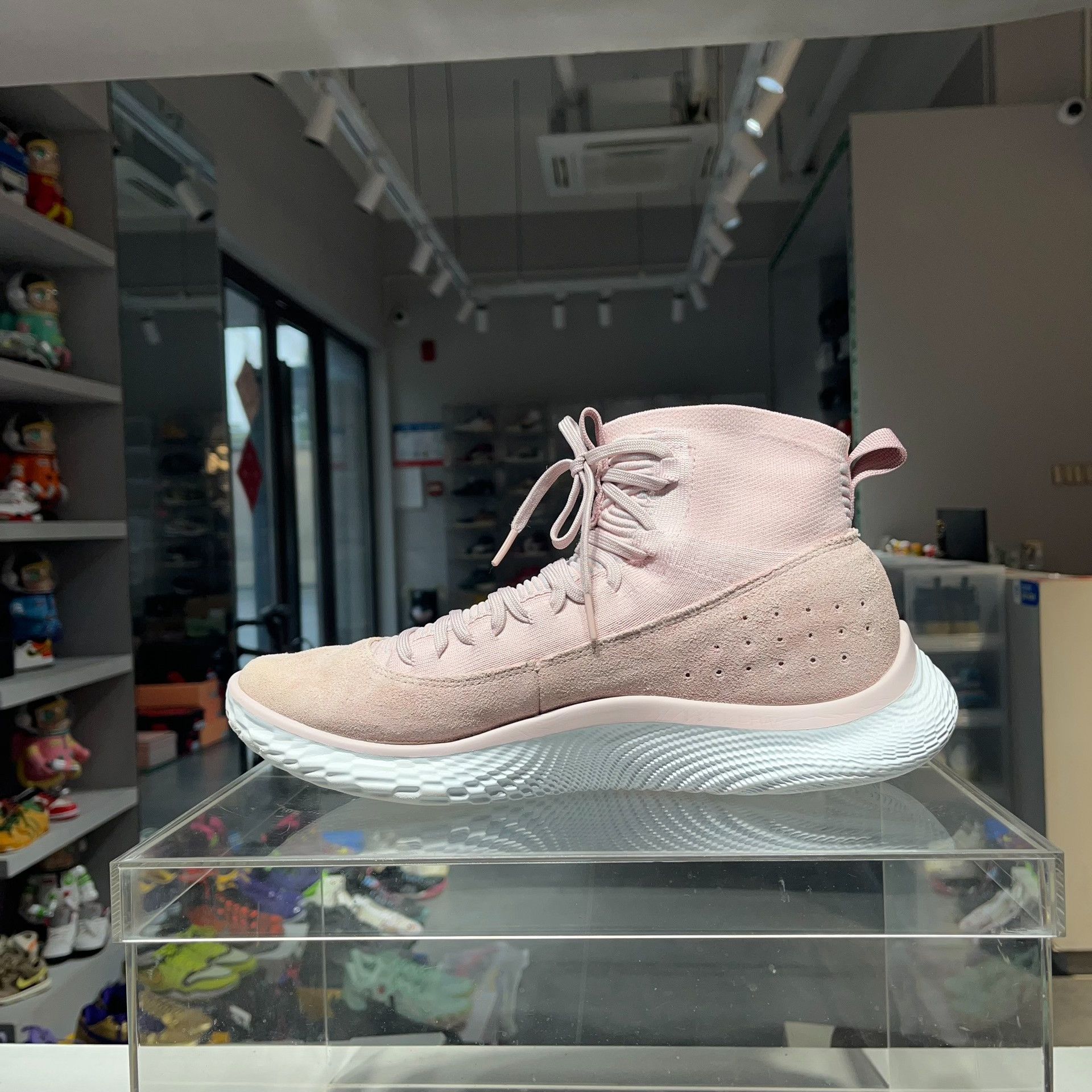Under Armour Under Armour Pink Lowtop Sneakers 13 Men Size US 13 / EU 46 - 6 Thumbnail