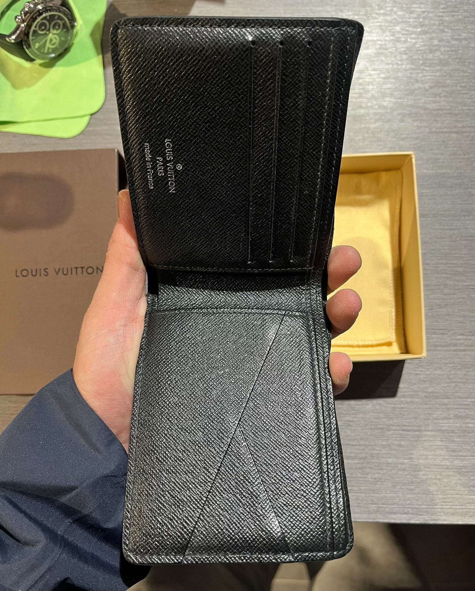 Louis Vuitton Louis Vuitton Checkered Black Item 42.5 Men Size ONE SIZE - 3 Thumbnail