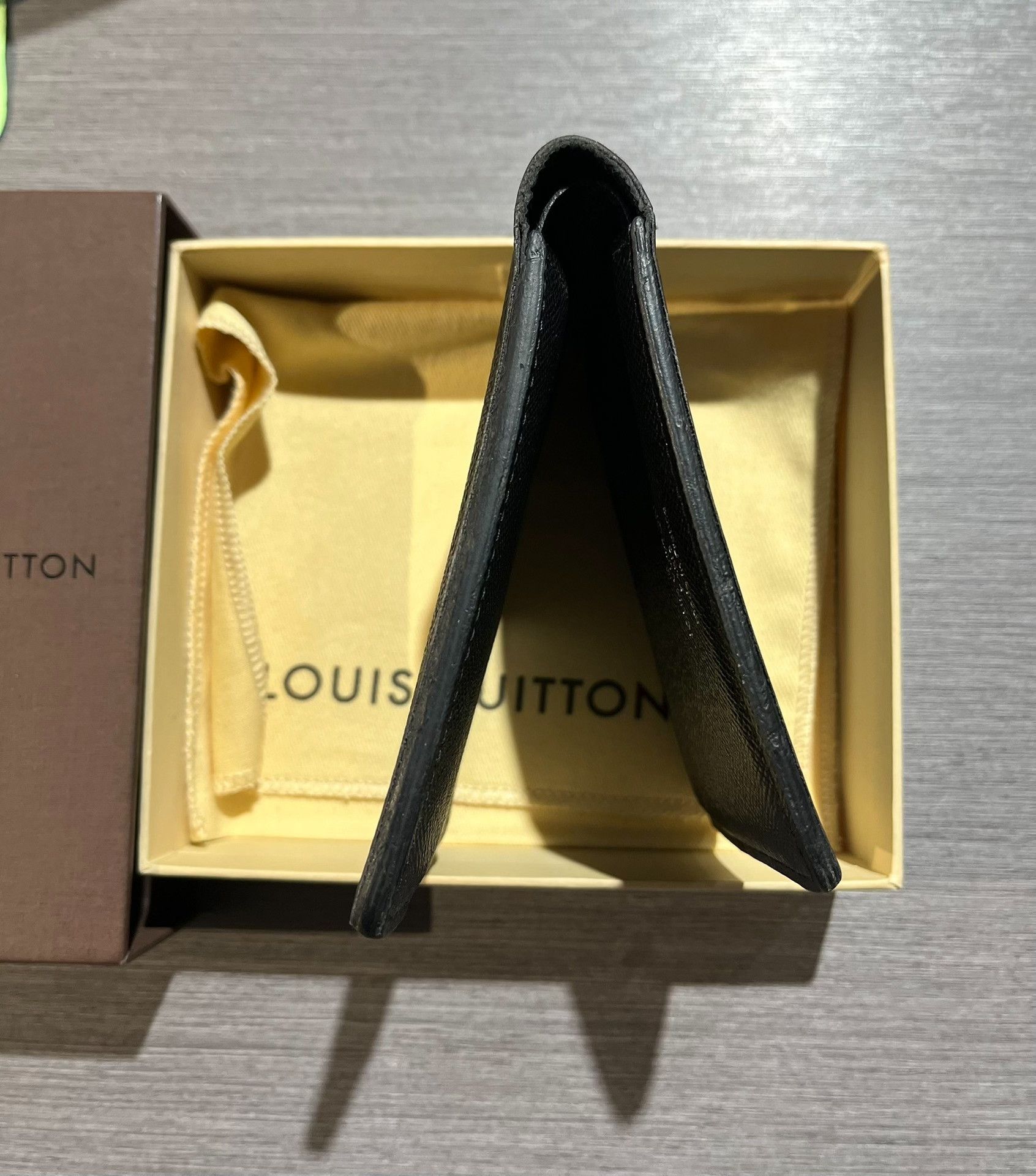 Louis Vuitton Louis Vuitton Checkered Black Item 42.5 Men Size ONE SIZE - 5 Thumbnail