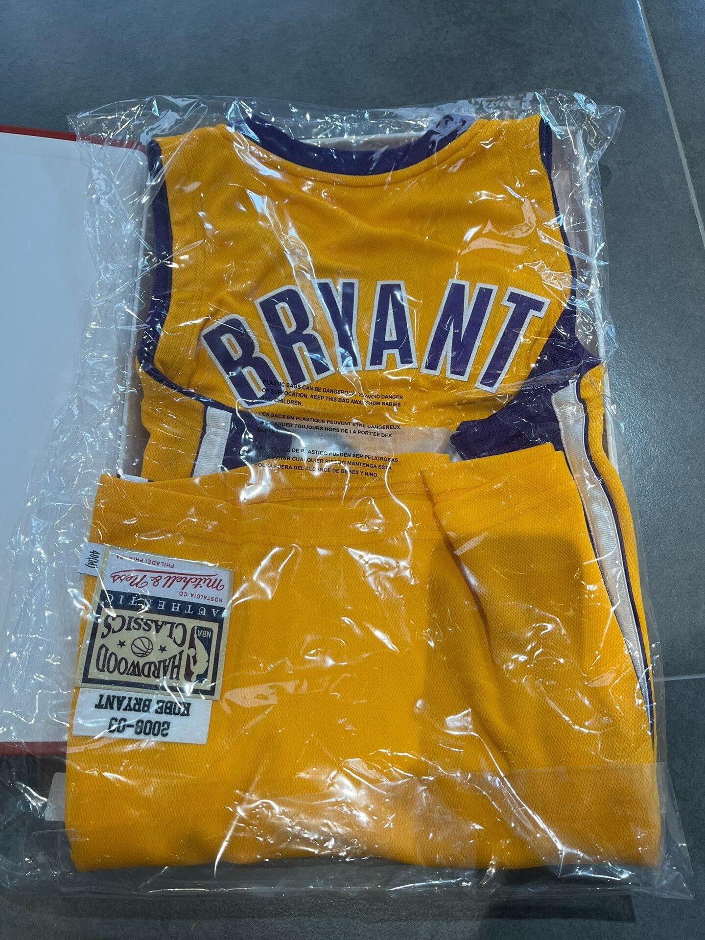 Mitchell & Ness Mitchell & Ness Purple Jersey m Men Size US M / EU 48-50 / 2 - 2 Thumbnail