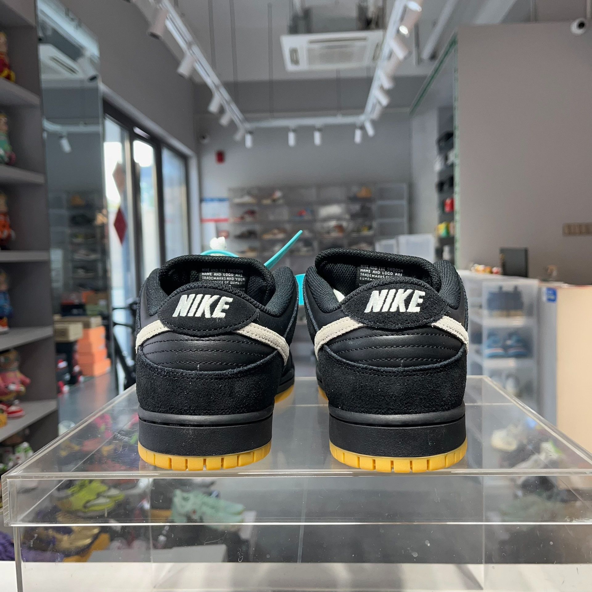 Nike Nike DUNK Black Lowtop Sneakers 44.5 Men Size US 11 / EU 44 - 4 Thumbnail