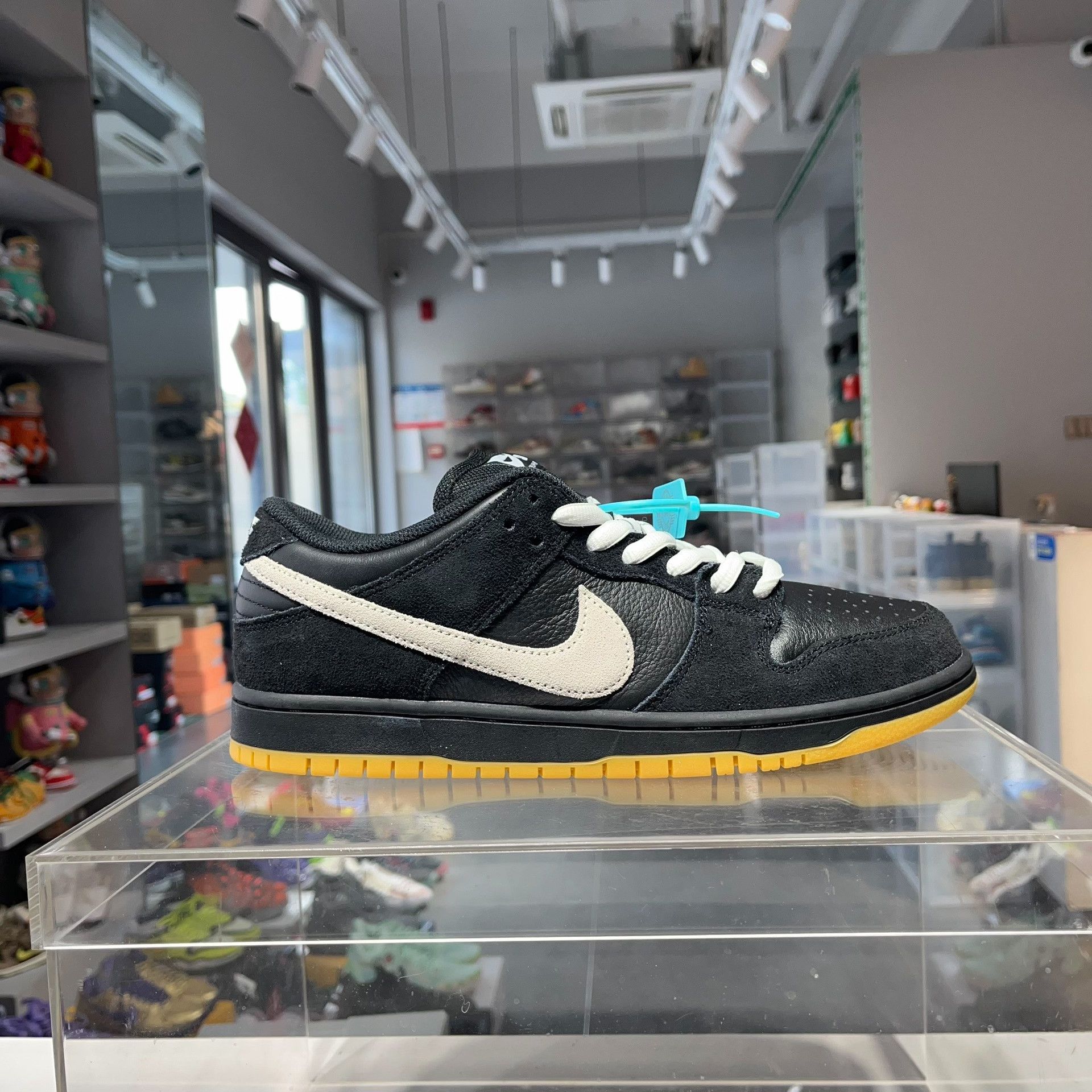 Nike Nike DUNK Black Lowtop Sneakers 44.5 Men Size US 11 / EU 44 - 5 Thumbnail