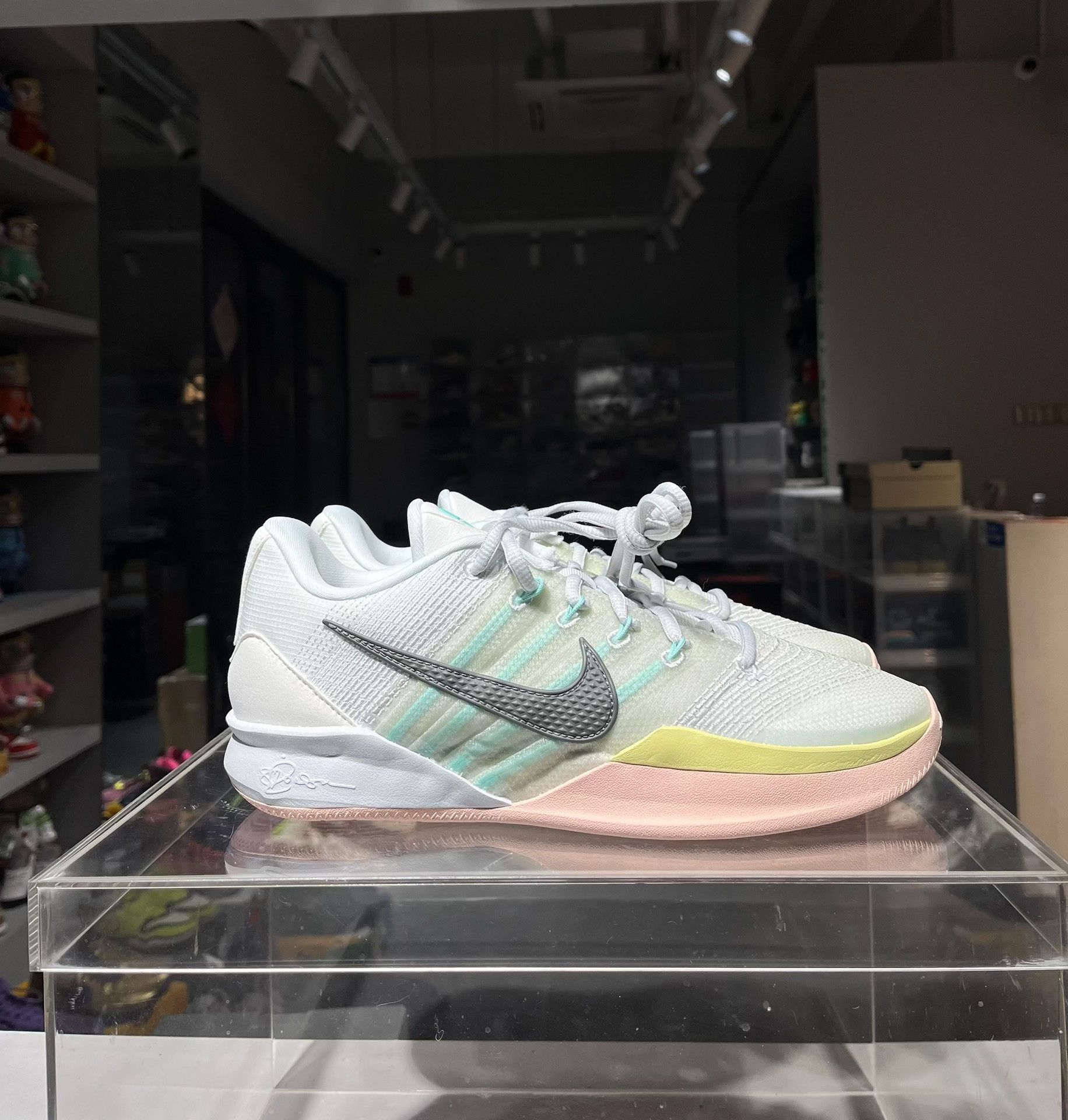 Nike Nike Green Lowtop Sneakers 8 Men Size US 8 / EU 41 - 3 Thumbnail