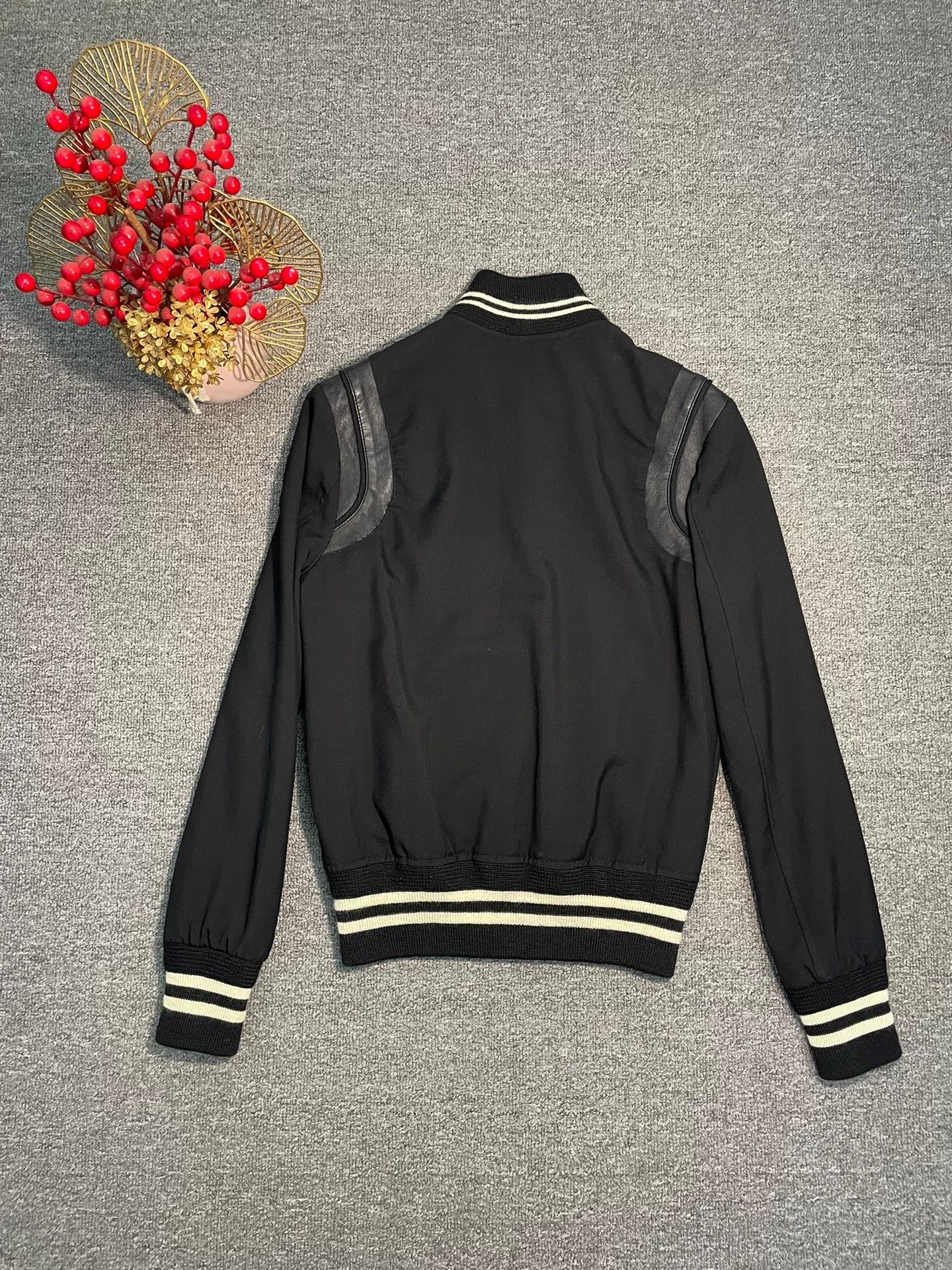 Saint Laurent Paris Saint Laurent Black Leather Accent Baseball Jacket Size US XS / EU 42 / 0 - 7 Thumbnail